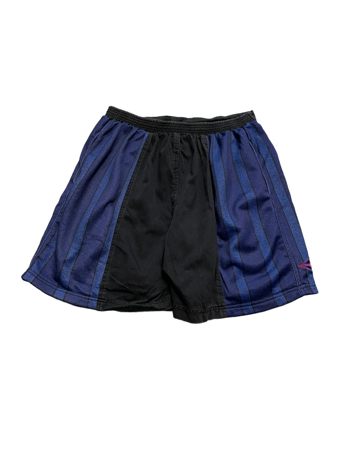 Umbro Vintage 90s Rare Umbro shorts umbro Manchester United Size US 34 / EU 50 - 5 Thumbnail