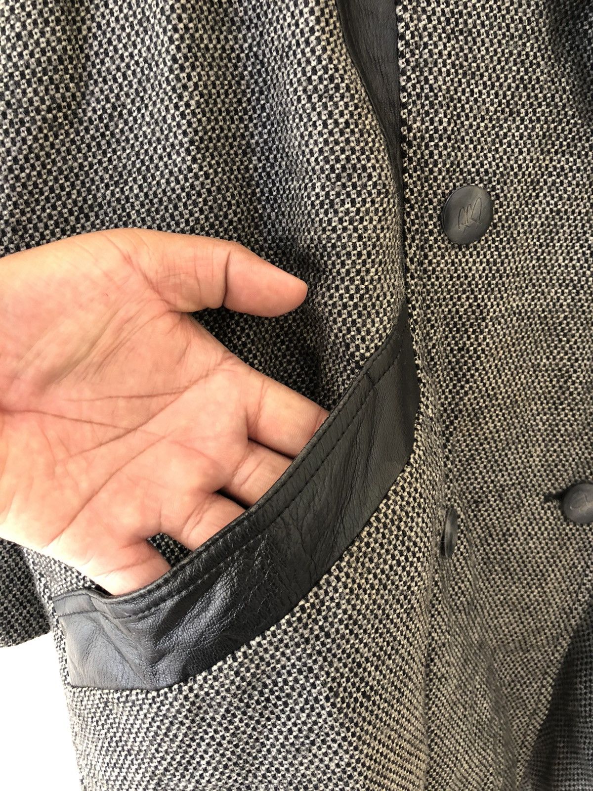 Genuine Leather × Pierre Balmain × Vintage VINTAGE PIERRE BALMAIN JACKET/COAT Size US L / EU 52-54 / 3 - 9 Thumbnail