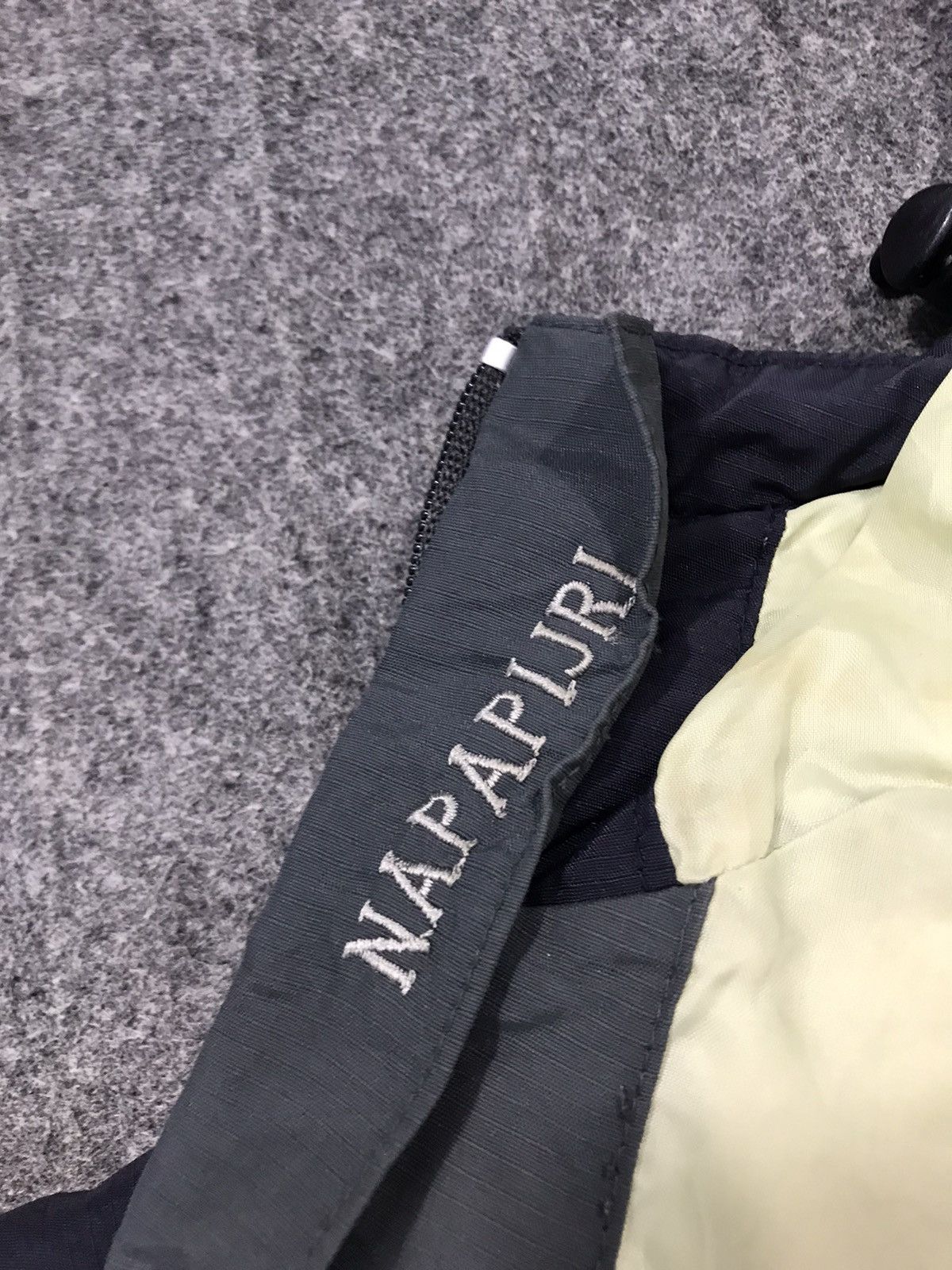 Napapijri Napajiri Novascotia Geographic Hoodies Jacket Multipocket Size US S / EU 44-46 / 1 - 8 Thumbnail