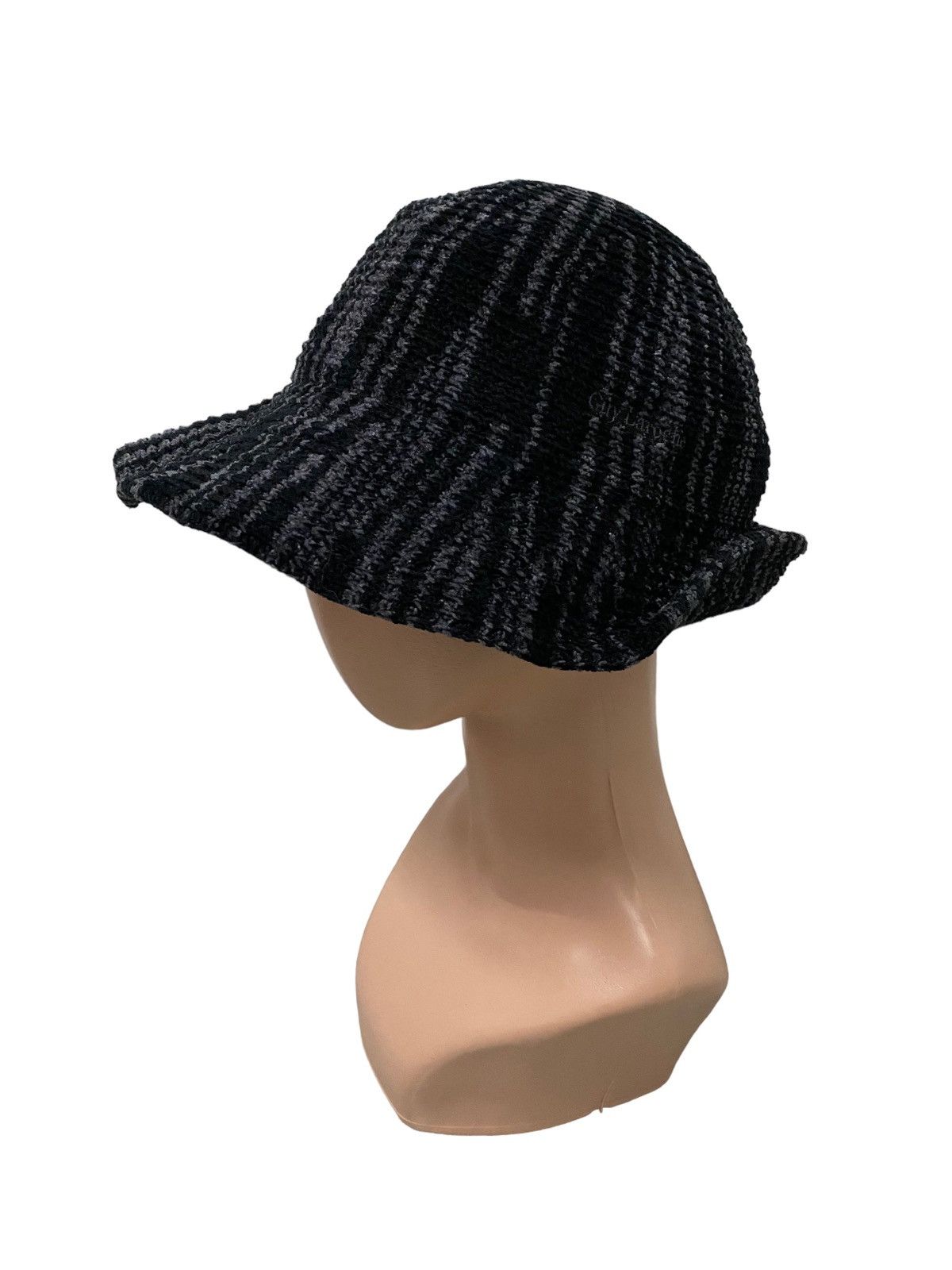 Guy Laroche × Vintage Vintage Guy Laroche Paris Bucket Hat Size ONE SIZE - 1 Thumbnail