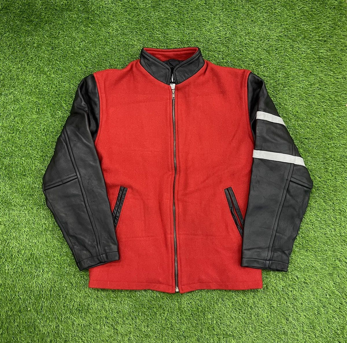 Vintage Vintage Iron Head Wool Sleeve Leather Varsity Jacket Size US S / EU 44-46 / 1 - 1 Thumbnail