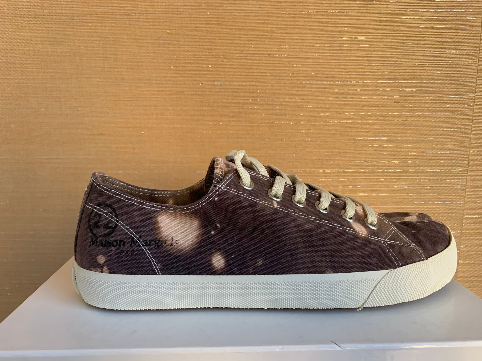 Tabi Low Top Print Sneakers