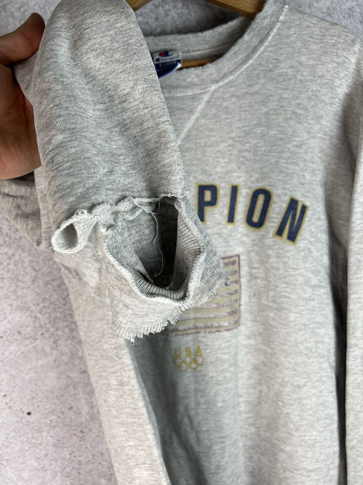 Champion Champion USA Olympic Vintage sweatshirt Size US XL / EU 56 / 4 - 4 Thumbnail