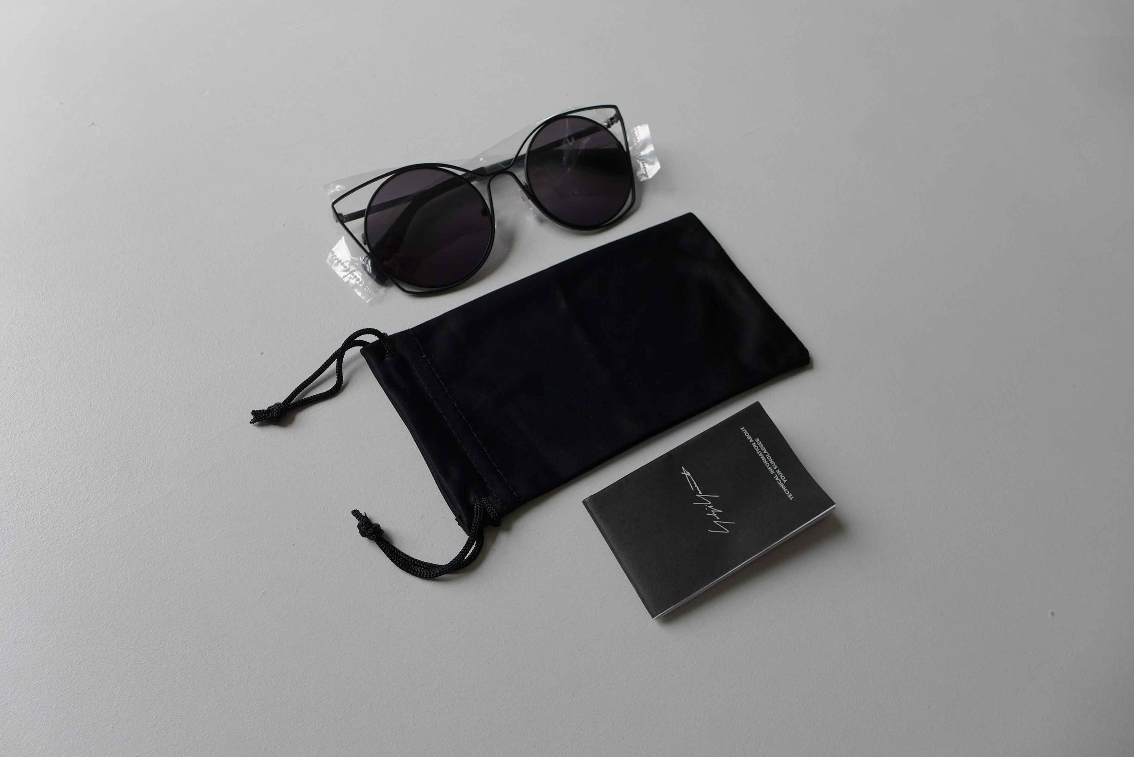 Yohji Yamamoto Yohji Yamamoto YY7007 Cat-Eye Sunglasses - Black Size ONE SIZE - 1 Thumbnail