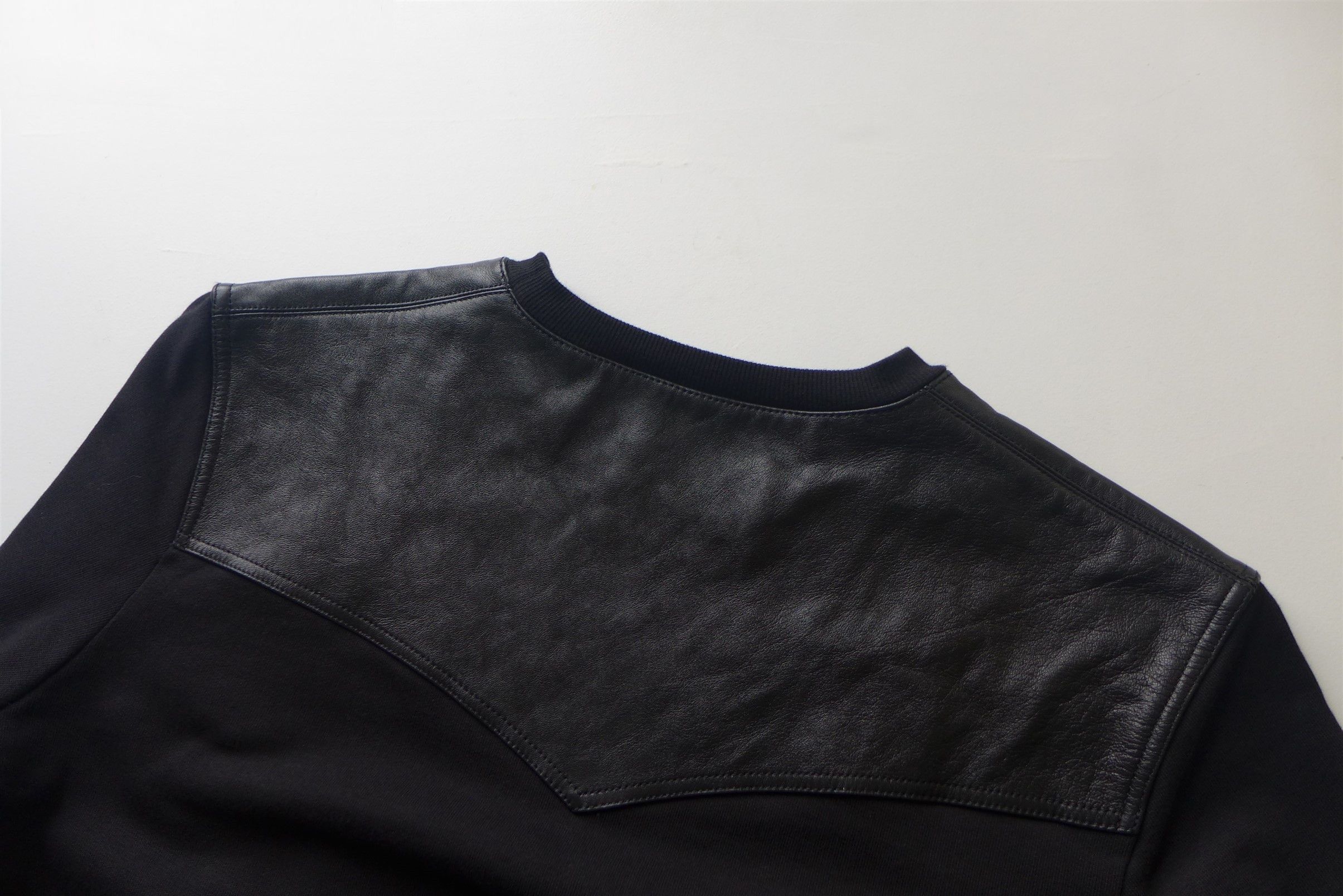 Saint Laurent Paris Saint Laurent FW19 Leather Panelled Black Sweatshirt Size US M / EU 48-50 / 2 - 5 Thumbnail