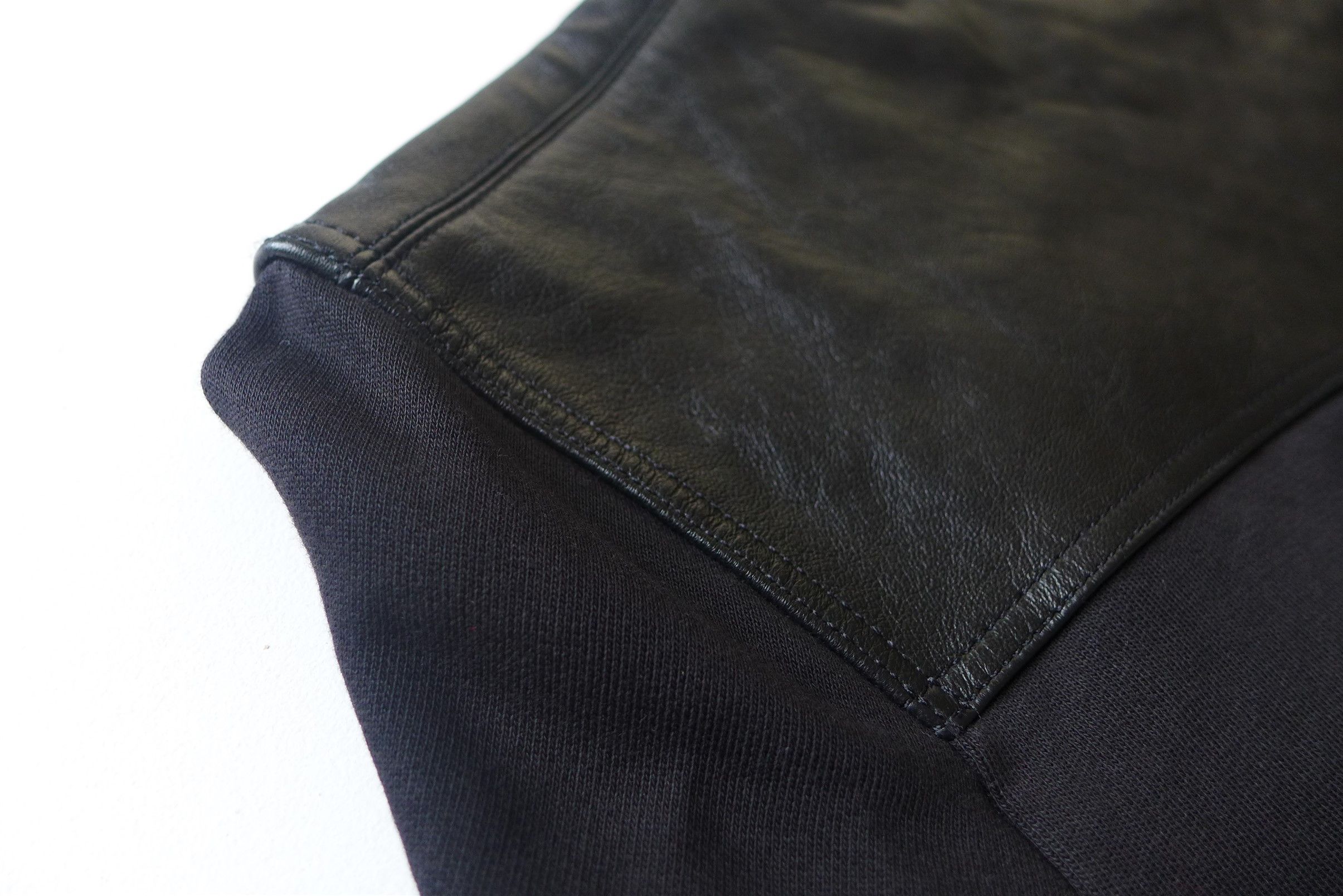 Saint Laurent Paris Saint Laurent FW19 Leather Panelled Black Sweatshirt Size US M / EU 48-50 / 2 - 7 Thumbnail