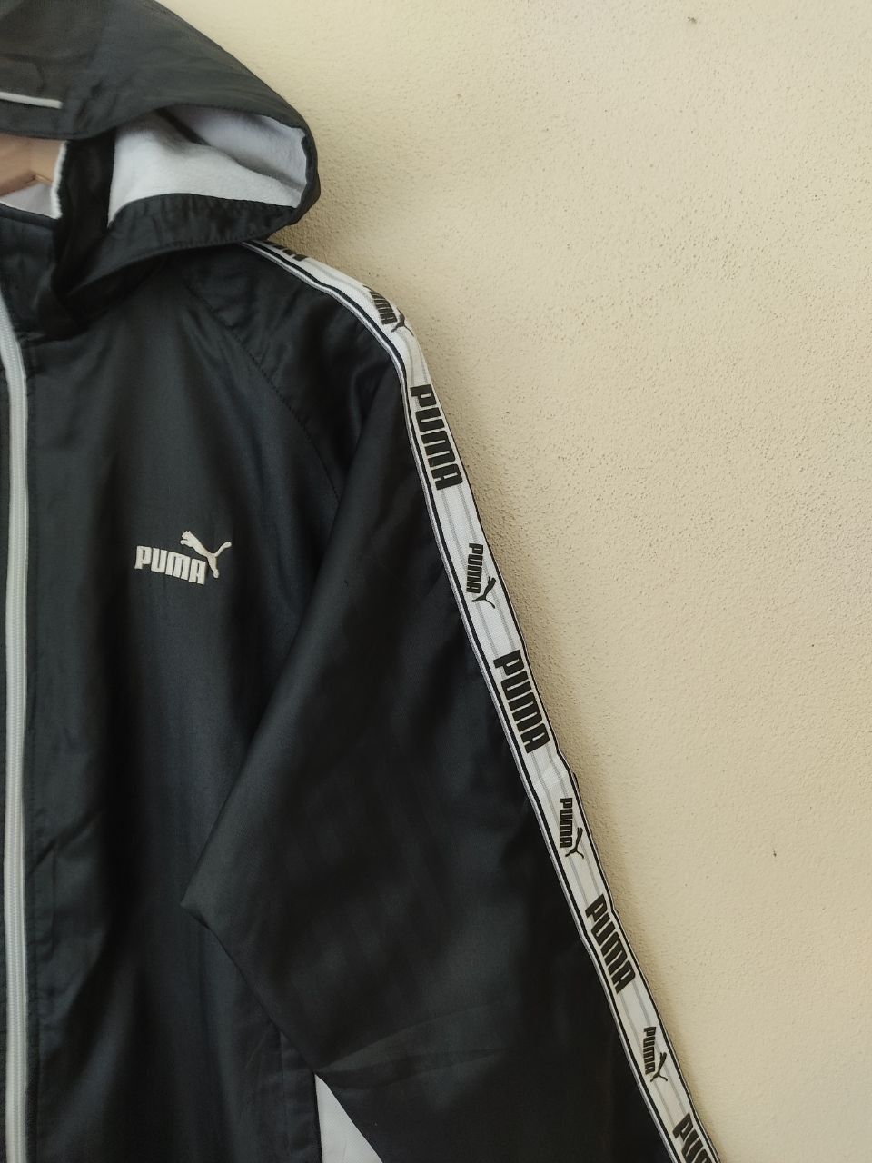 Puma × Vintage Vintage Puma Sidetape Long Black Jacket Size US M / EU 48-50 / 2 - 3 Thumbnail