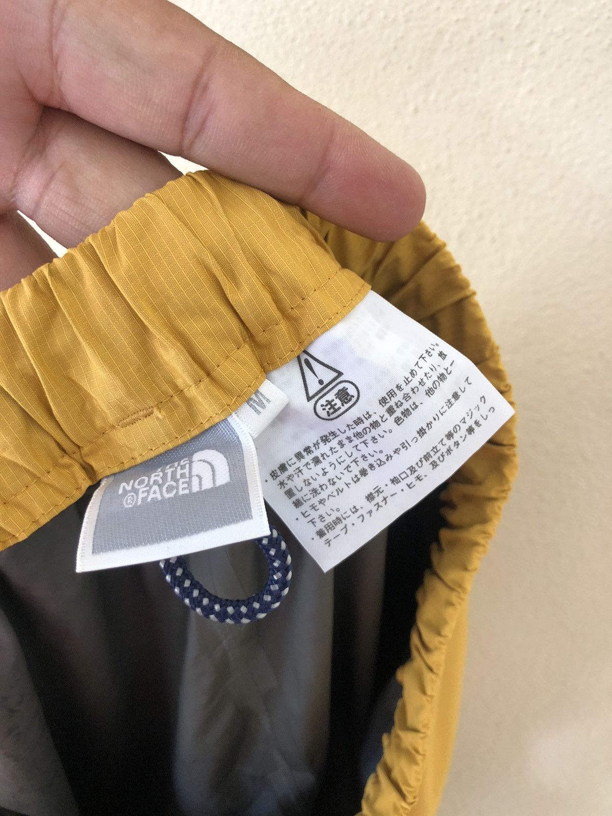 The North Face The North Face Yellow Track Pant Size M Size US 32 / EU 48 - 13 Thumbnail
