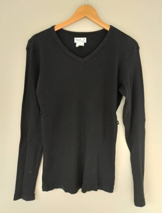 agnes b. Agnes B V Neck Long Sleeve T Size S / US 4 / IT 40 - 1 Thumbnail