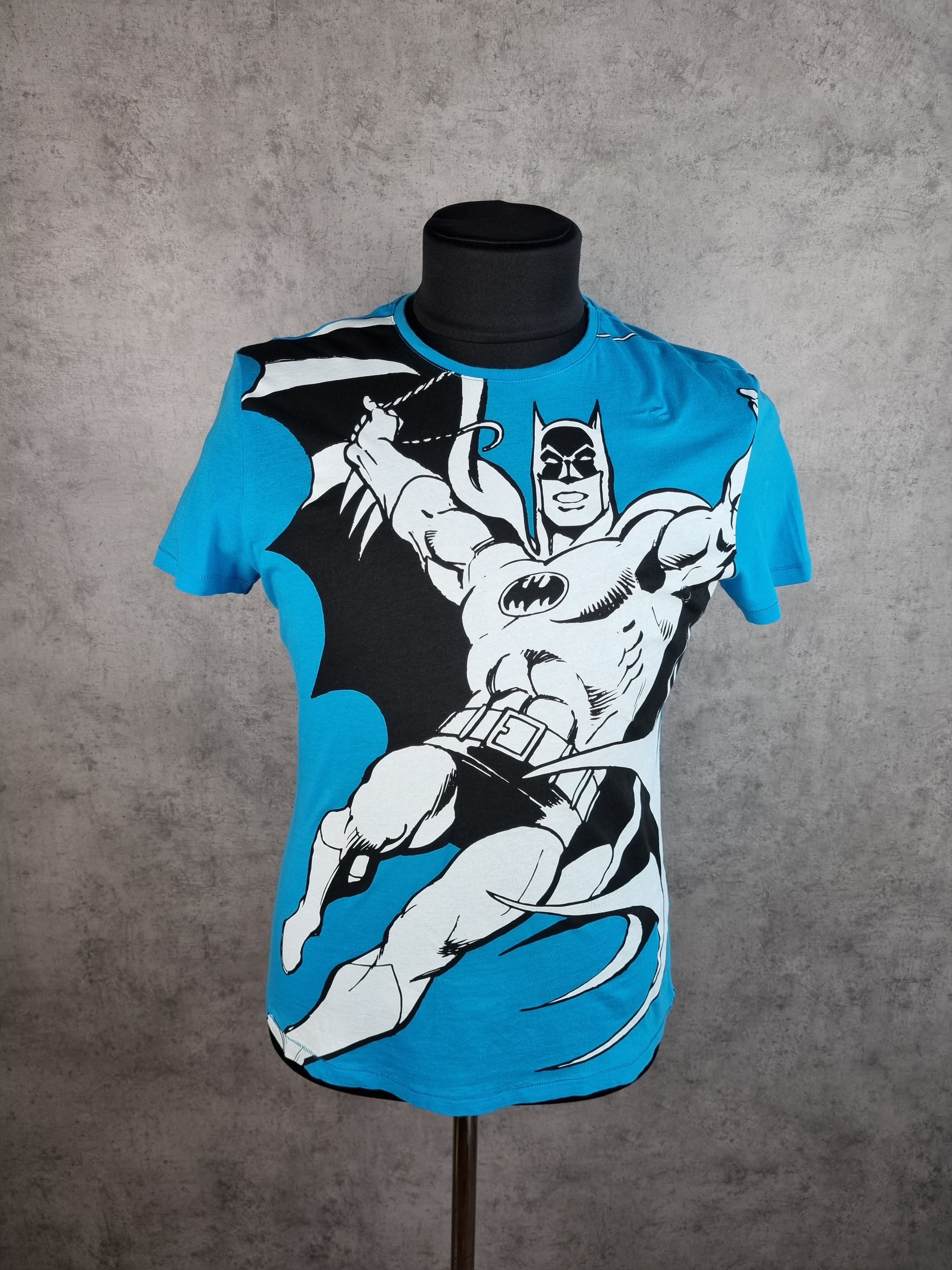 DC Comics × Iceberg Rare ICEBERG x BATMAN Big Print Tee shirt Size US S / EU 44-46 / 1 - 1 Thumbnail