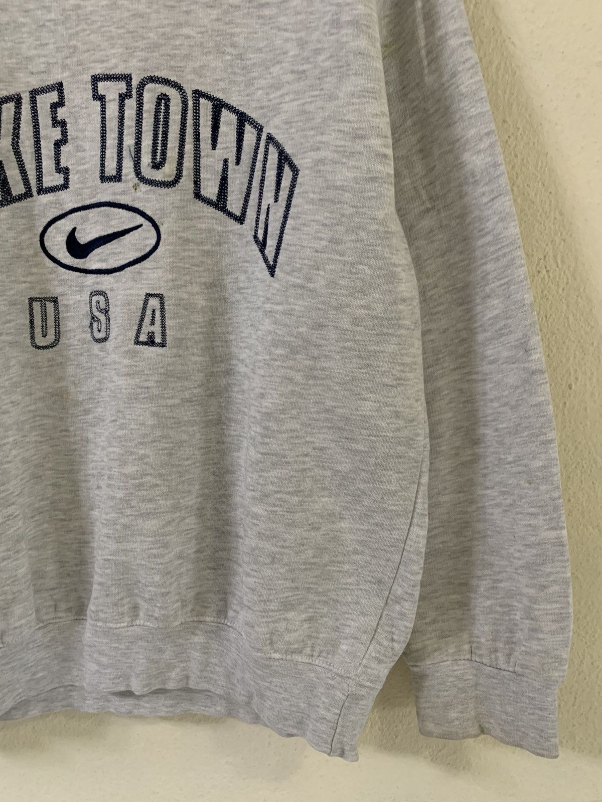 Nike Vintage Nike Town Sweatshirt Size US M / EU 48-50 / 2 - 2 Thumbnail