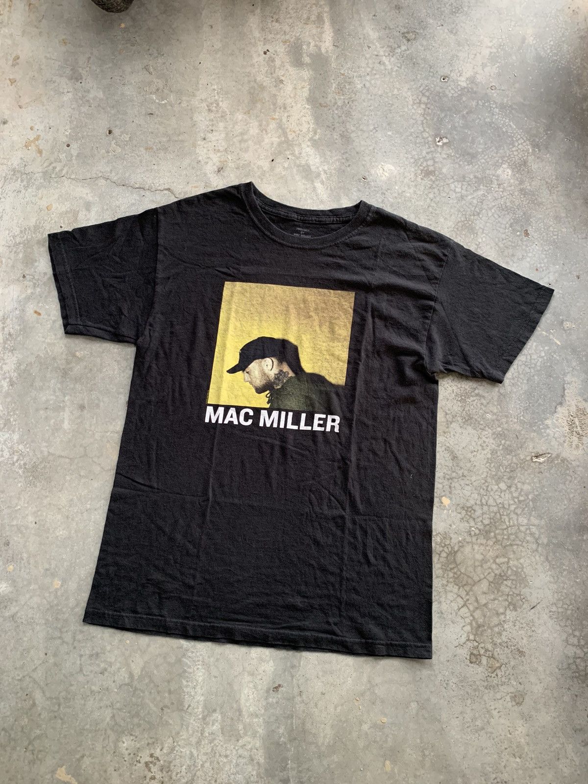 Mac Miller 2018 Mac Miller Dead rapper Tshirt Size US M / EU 48-50 / 2 - 1 Thumbnail