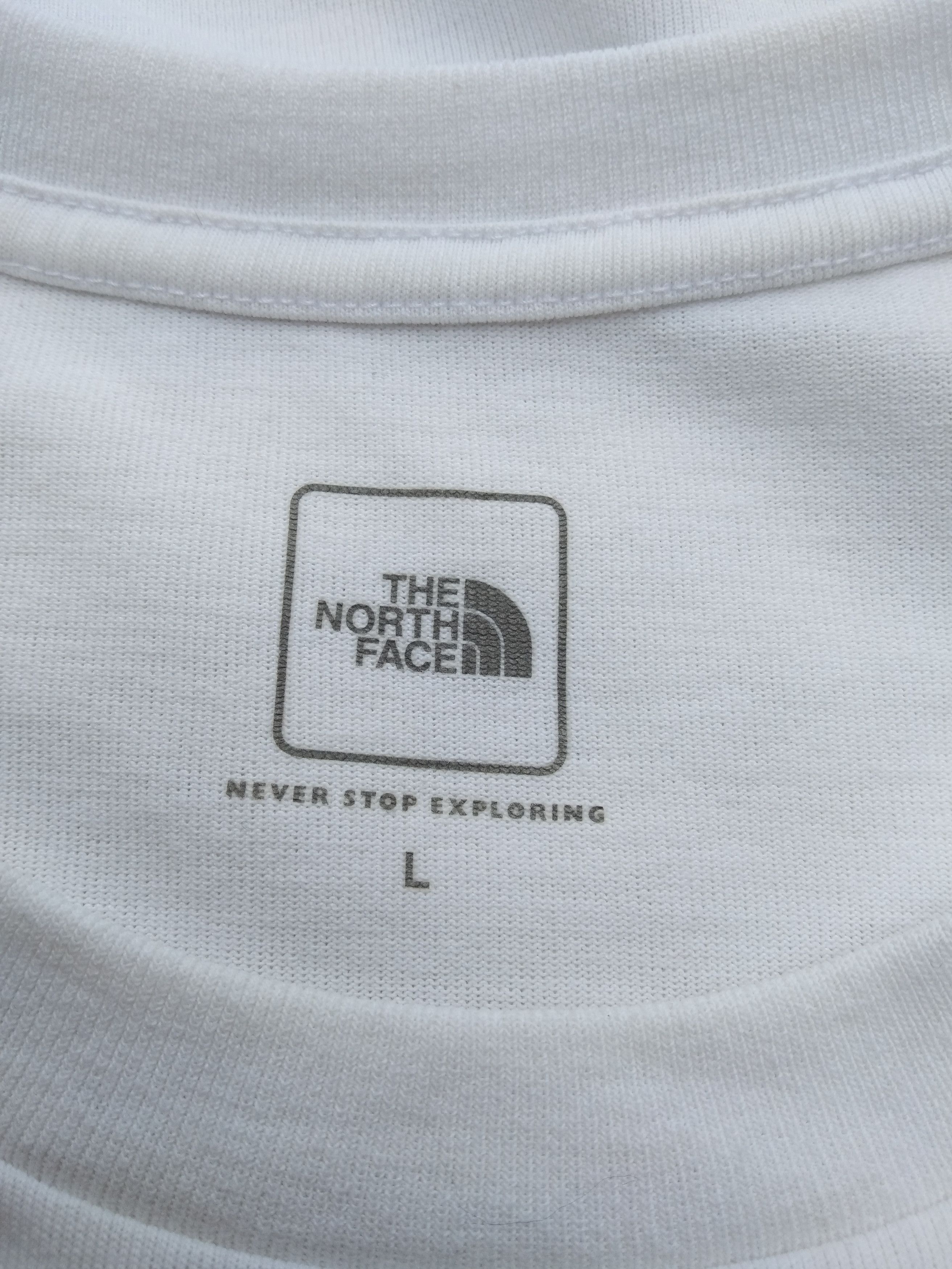 The North Face THE NORTH FACE T-SHIRT Size US L / EU 52-54 / 3 - 7 Thumbnail