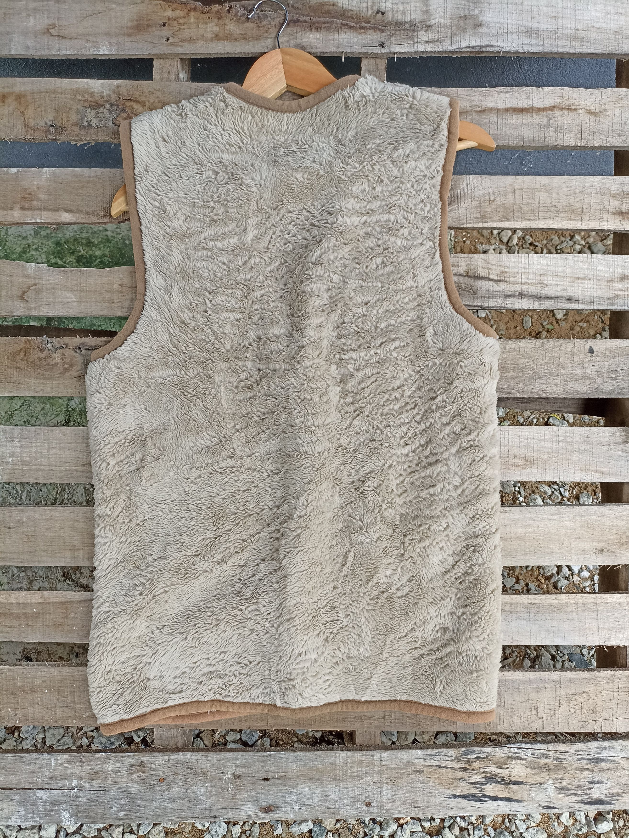 Designer × Japanese Brand × Vintage Vintage Aramis Fuzzy Fleece vest Size US M / EU 48-50 / 2 - 4 Thumbnail