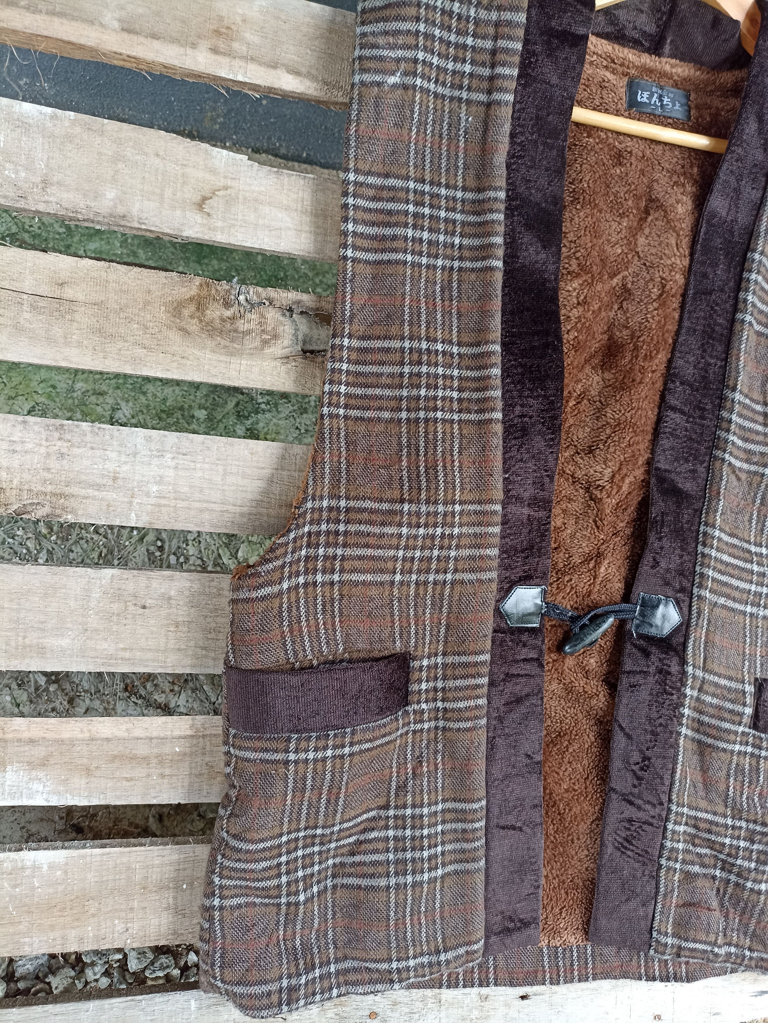 Japanese Brand × Vintage Vintage Japan Brand checkered Vest lining fleece Size US L / EU 52-54 / 3 - 4 Thumbnail