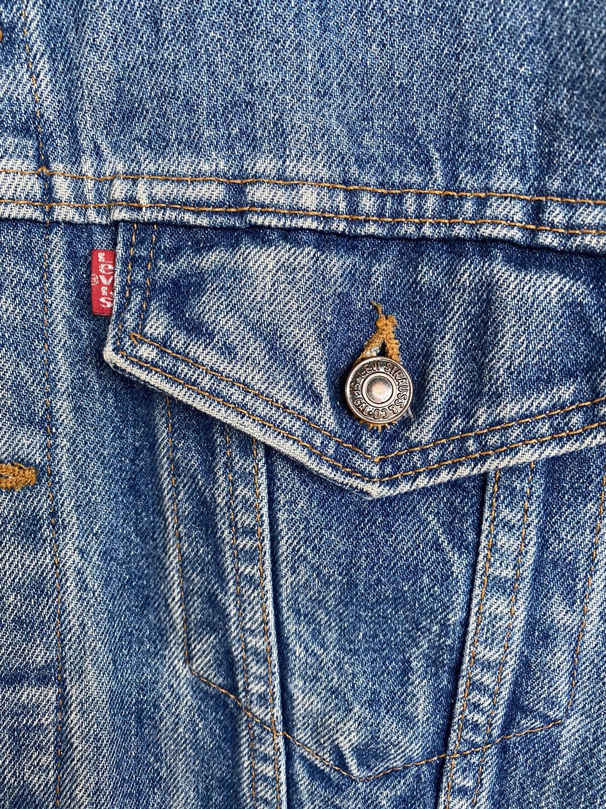 Levi's Vintage 90s Levis Faded Wash Trucker Jacket Denim Size US XL / EU 56 / 4 - 5 Thumbnail