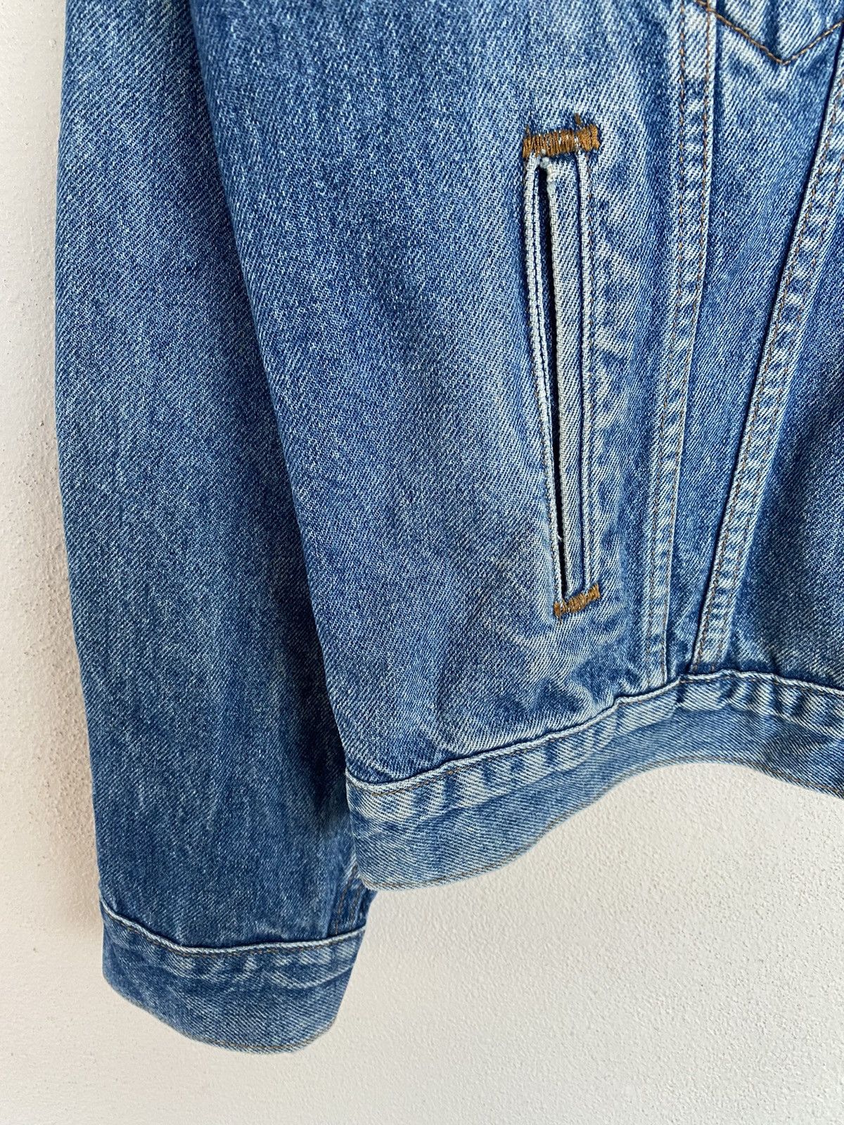 Levi's Vintage 90s Levis Faded Wash Trucker Jacket Denim Size US XL / EU 56 / 4 - 11 Thumbnail