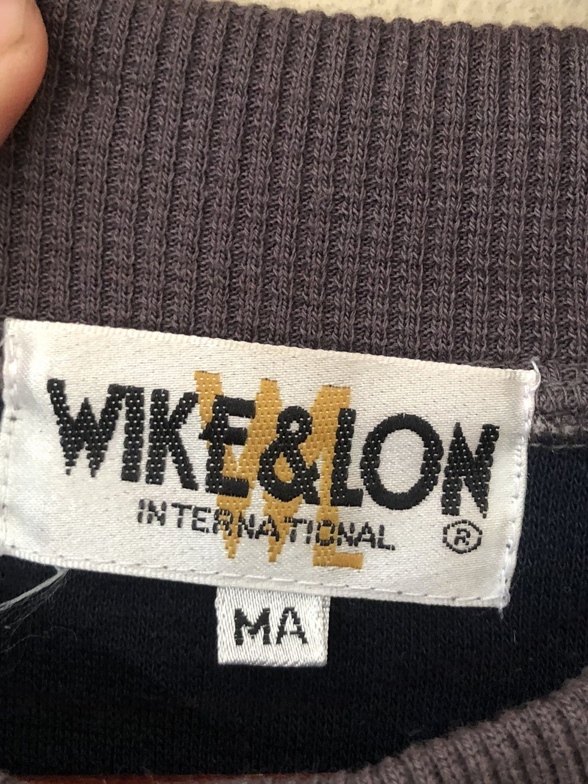 Japanese Brand × Vintage Vintage Wike&Lon International Embroidered Sweatshirt Size US L / EU 52-54 / 3 - 6 Thumbnail