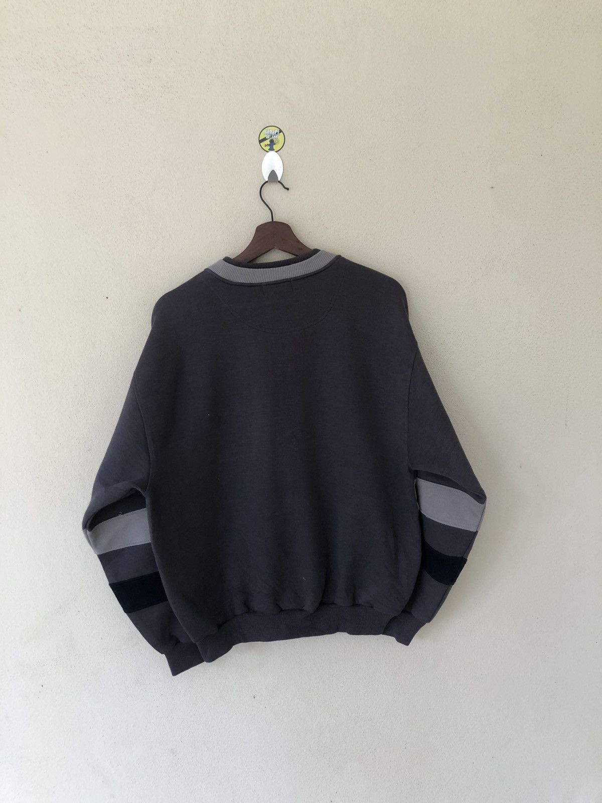 Japanese Brand × Vintage Vintage Wike&Lon International Embroidered Sweatshirt Size US L / EU 52-54 / 3 - 4 Thumbnail