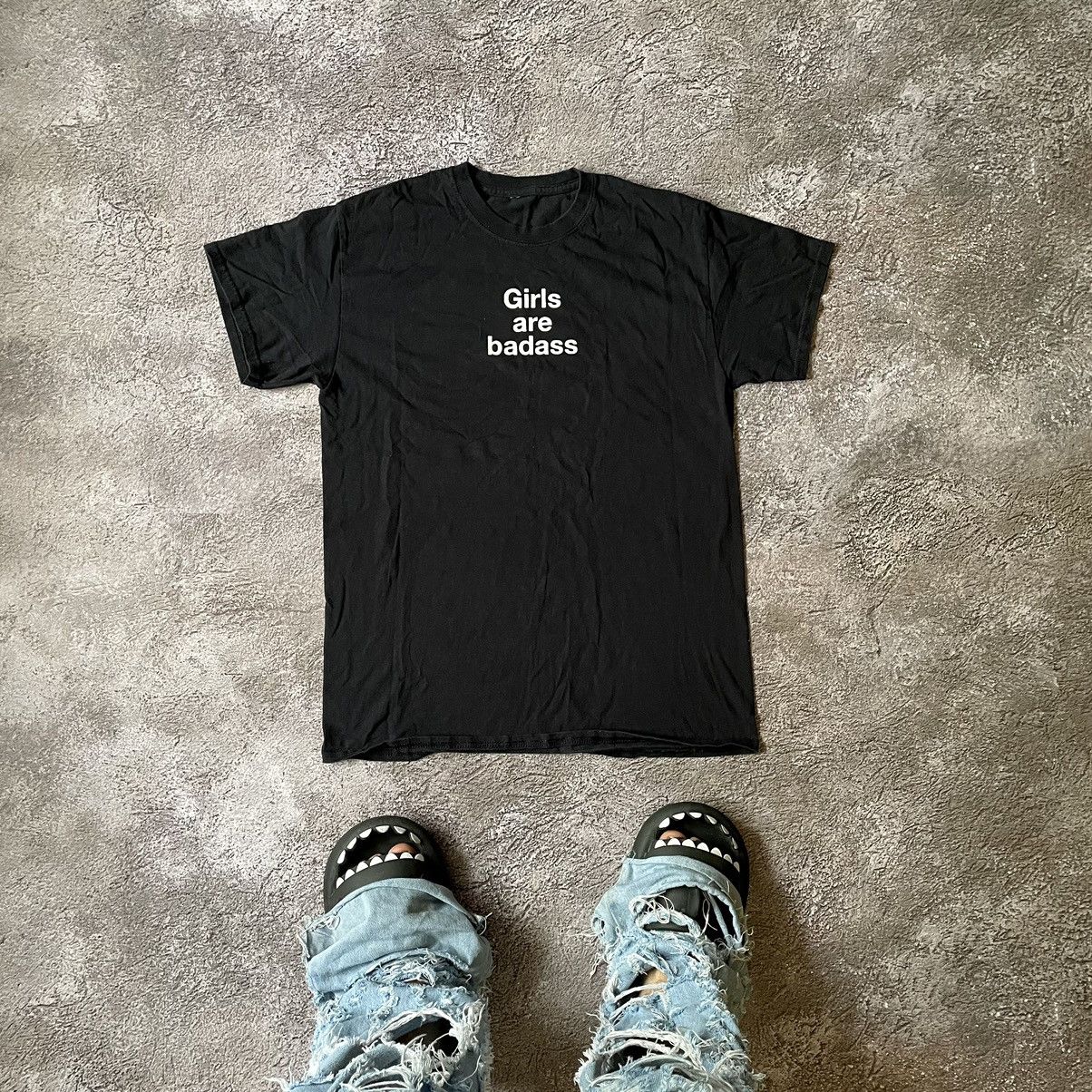 Vintage Y2K Graphic Tee Girls Are Badass Funny Streetwear Grunge M Size US M / EU 48-50 / 2 - 1 Thumbnail