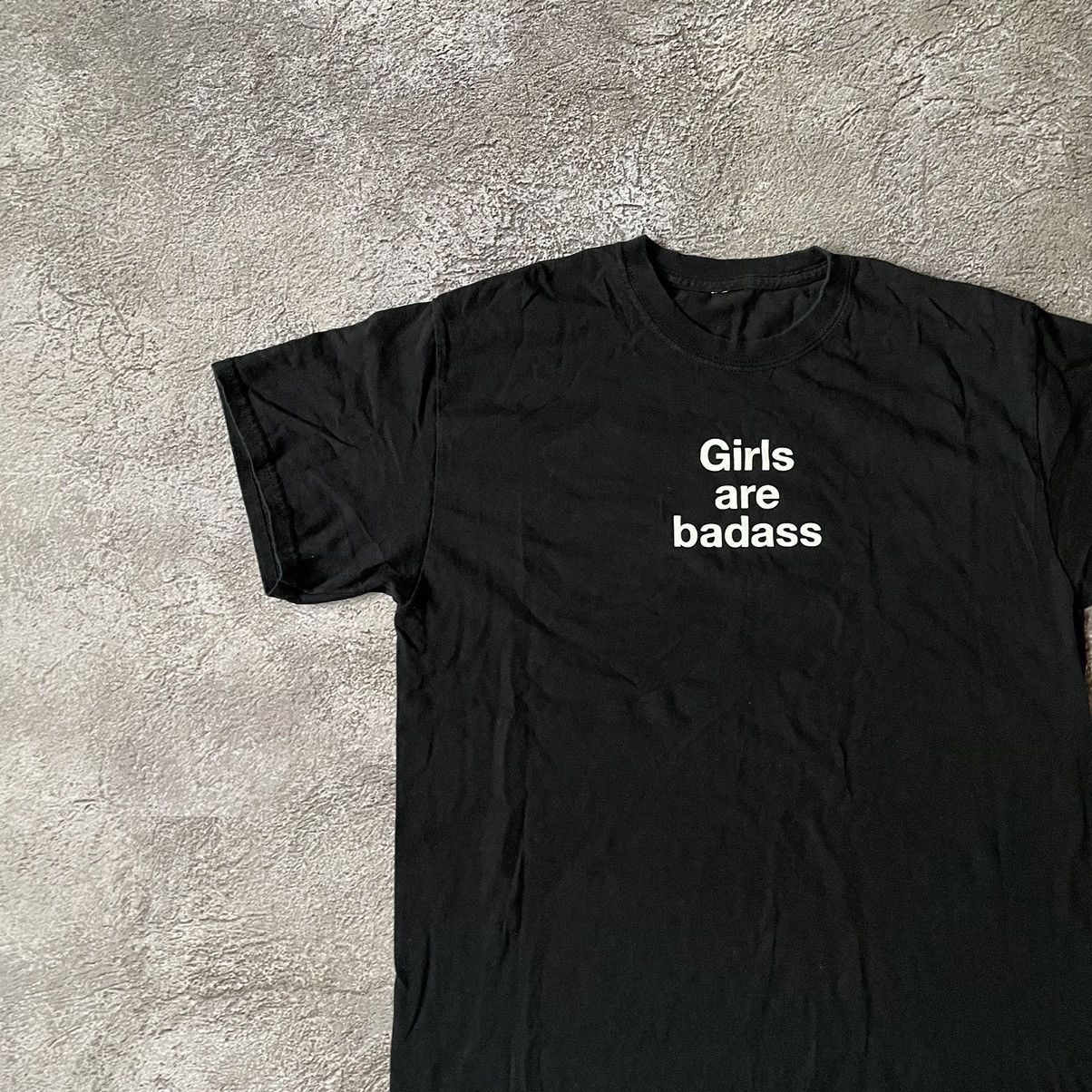 Vintage Y2K Graphic Tee Girls Are Badass Funny Streetwear Grunge M Size US M / EU 48-50 / 2 - 4 Thumbnail