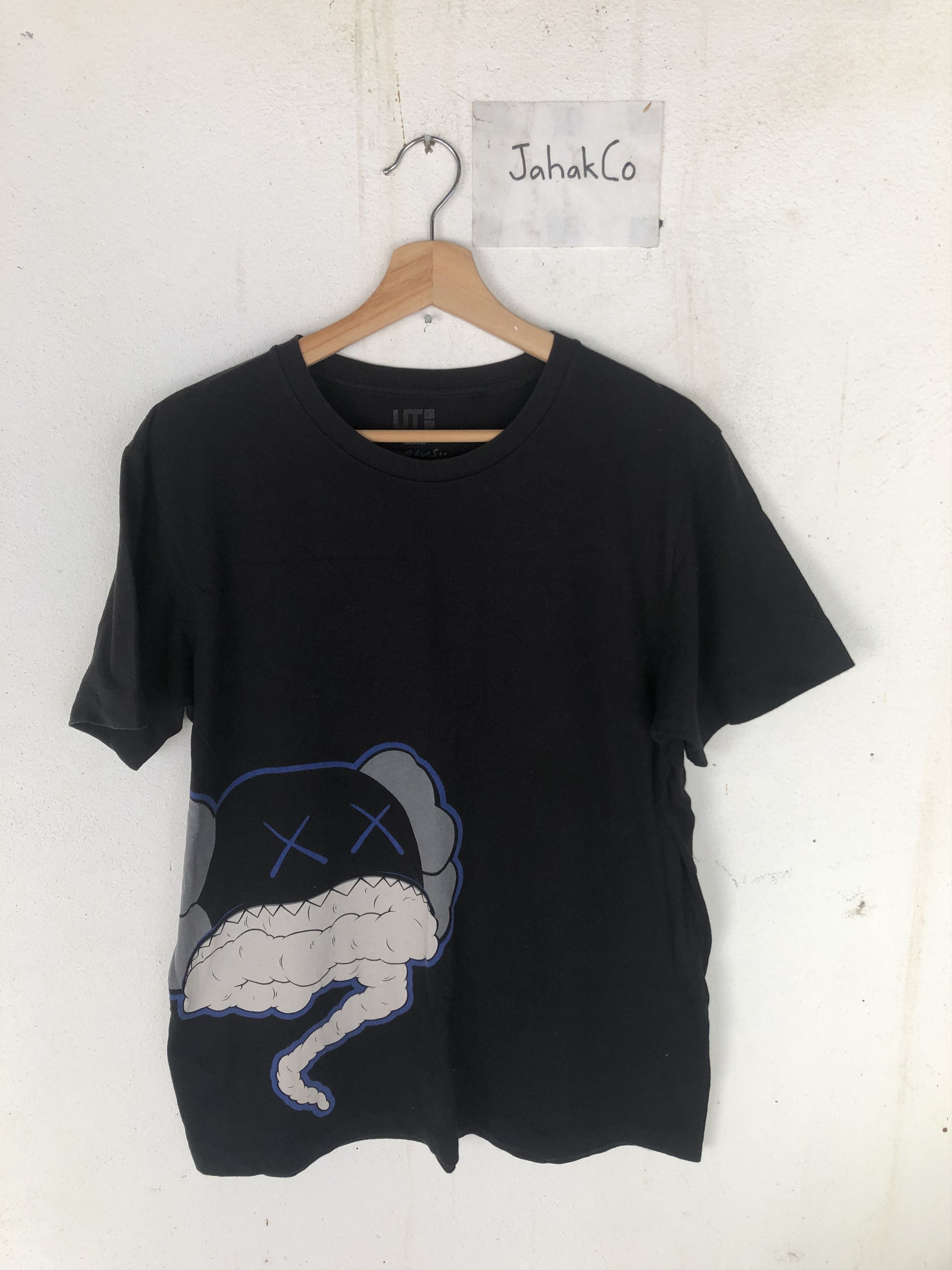 Uniqlo X Kaws Tee