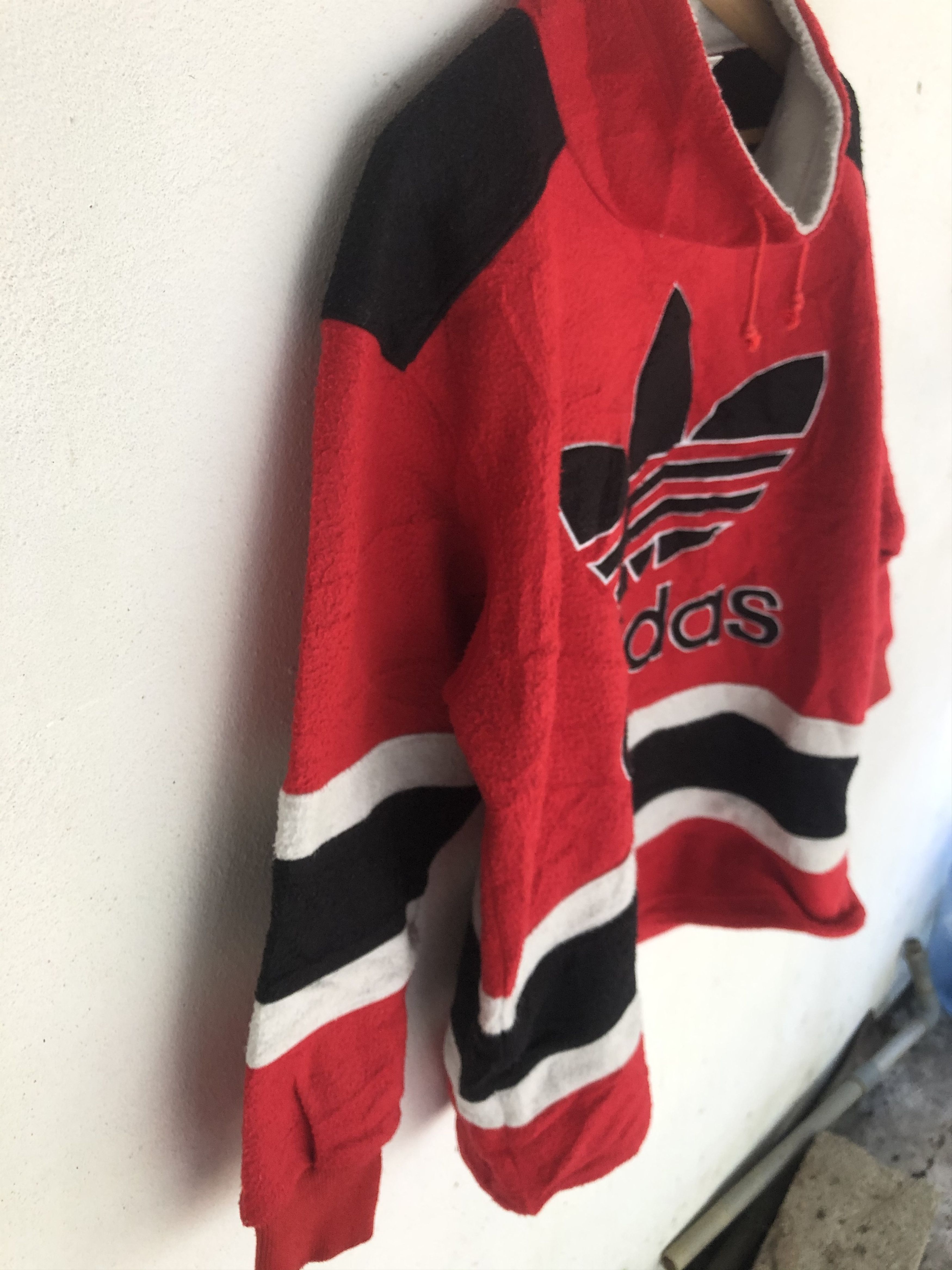 Adidas Vintage Adidas Sweatshirt Fleece (114) Size US M / EU 48-50 / 2 - 8 Thumbnail