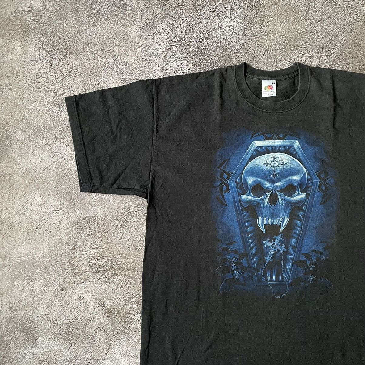 Band Tees Vintage Y2K BONES ABSTRACT CREEPY VAMP ANGRY HORROR SKELETON Size US XL / EU 56 / 4 - 4 Thumbnail