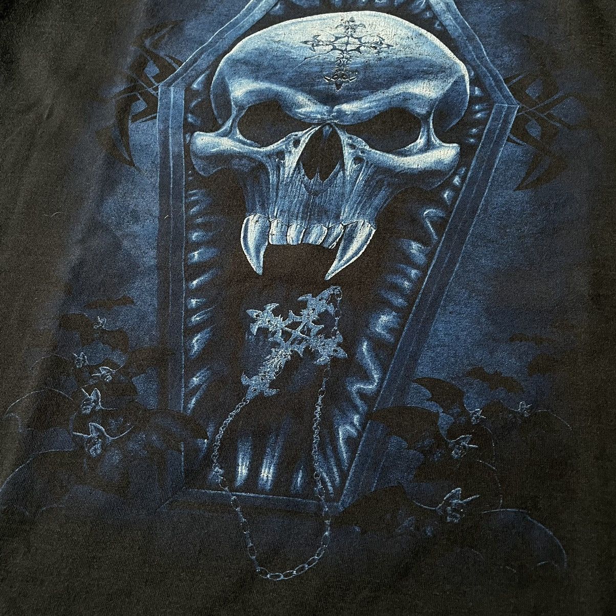 Band Tees Vintage Y2K BONES ABSTRACT CREEPY VAMP ANGRY HORROR SKELETON Size US XL / EU 56 / 4 - 8 Thumbnail