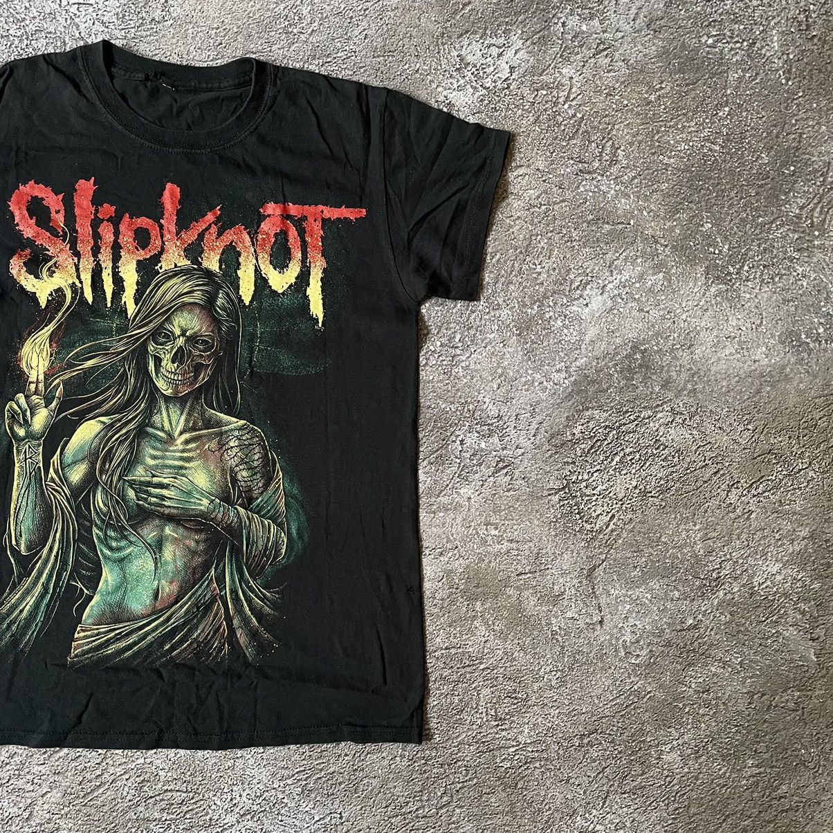 Vintage Vintage Y2K Slipknot Band Tee Graphic Thrashed Grunge Boxy S Size US S / EU 44-46 / 1 - 3 Thumbnail