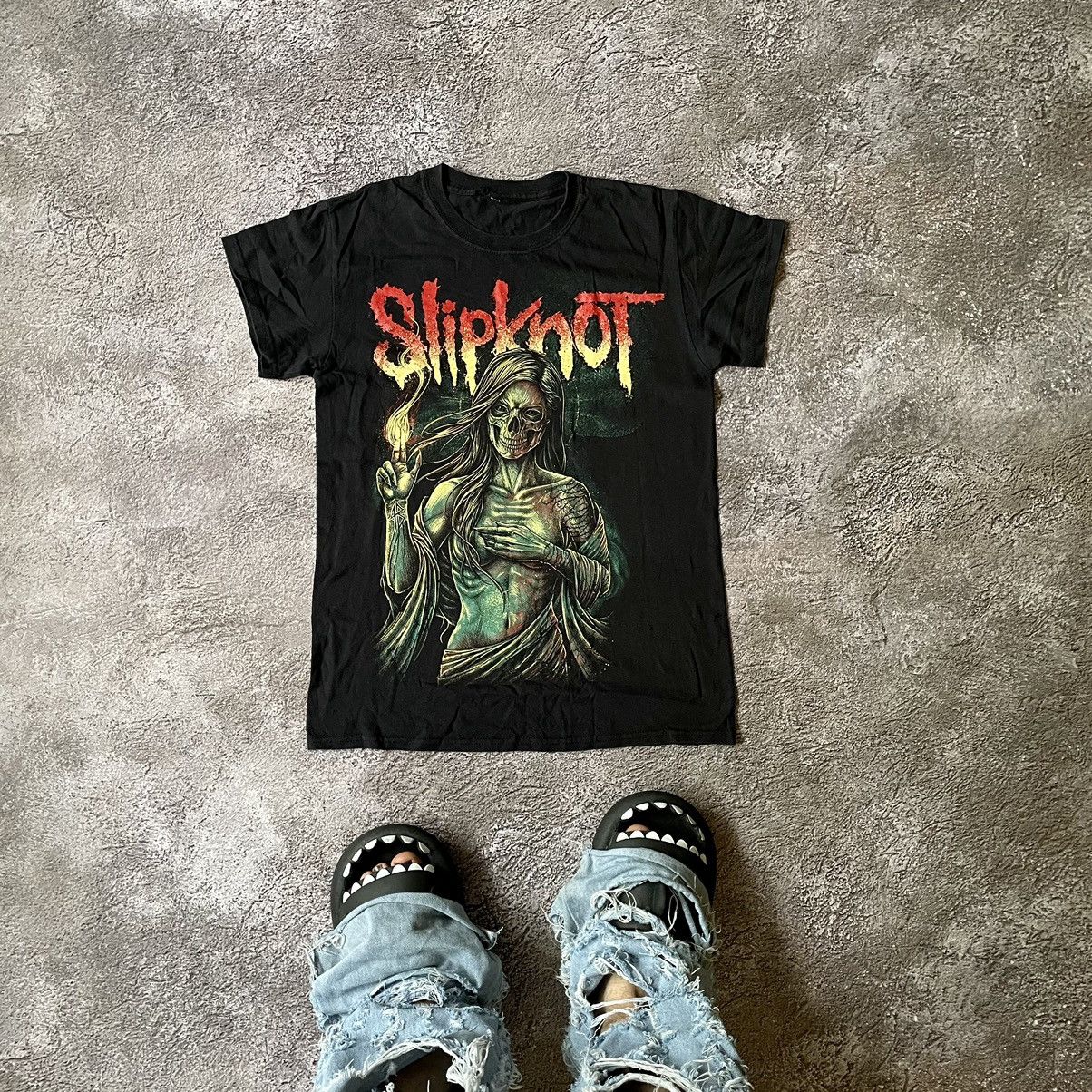 Vintage Vintage Y2K Slipknot Band Tee Graphic Thrashed Grunge Boxy S Size US S / EU 44-46 / 1 - 1 Thumbnail