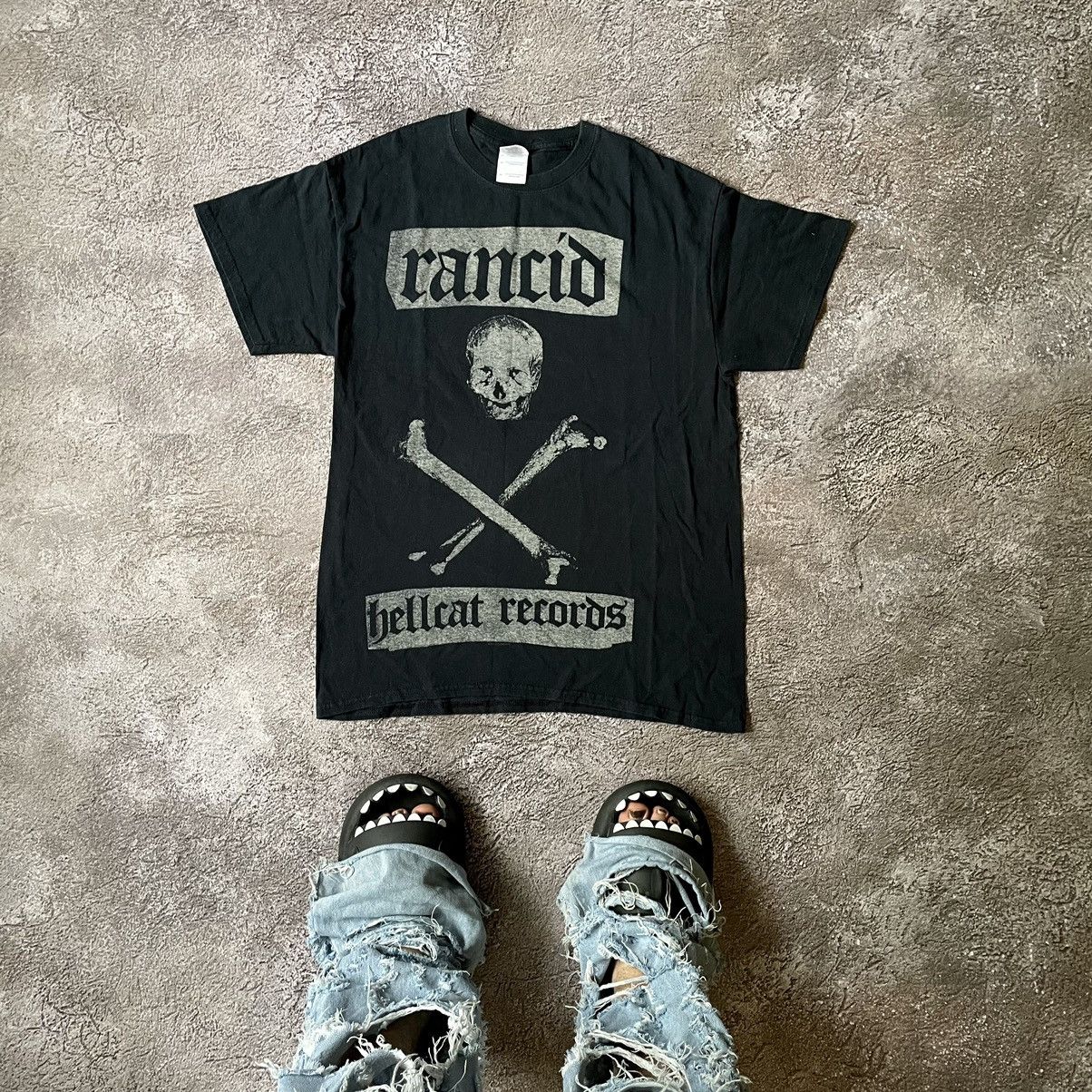 Vintage Vintage Y2K Rancid Hellcat Records Graphic Band Tee Black M Size US M / EU 48-50 / 2 - 1 Thumbnail