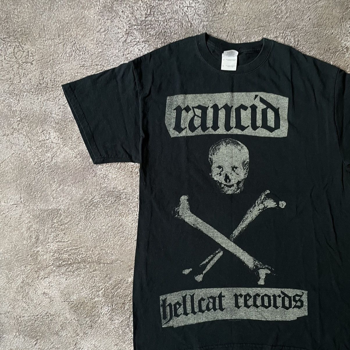 Vintage Vintage Y2K Rancid Hellcat Records Graphic Band Tee Black M Size US M / EU 48-50 / 2 - 4 Thumbnail