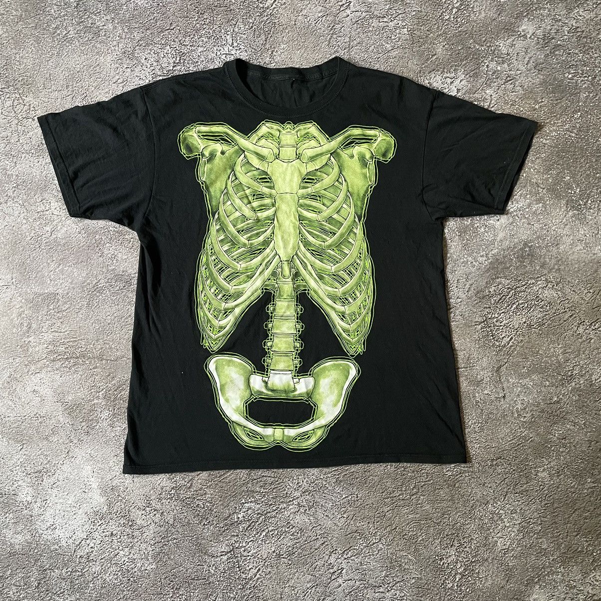 Band Tees Vintage Y2K BONES ABSTRACT CREEPY VAMP ANGRY L Size US L / EU 52-54 / 3 - 3 Thumbnail