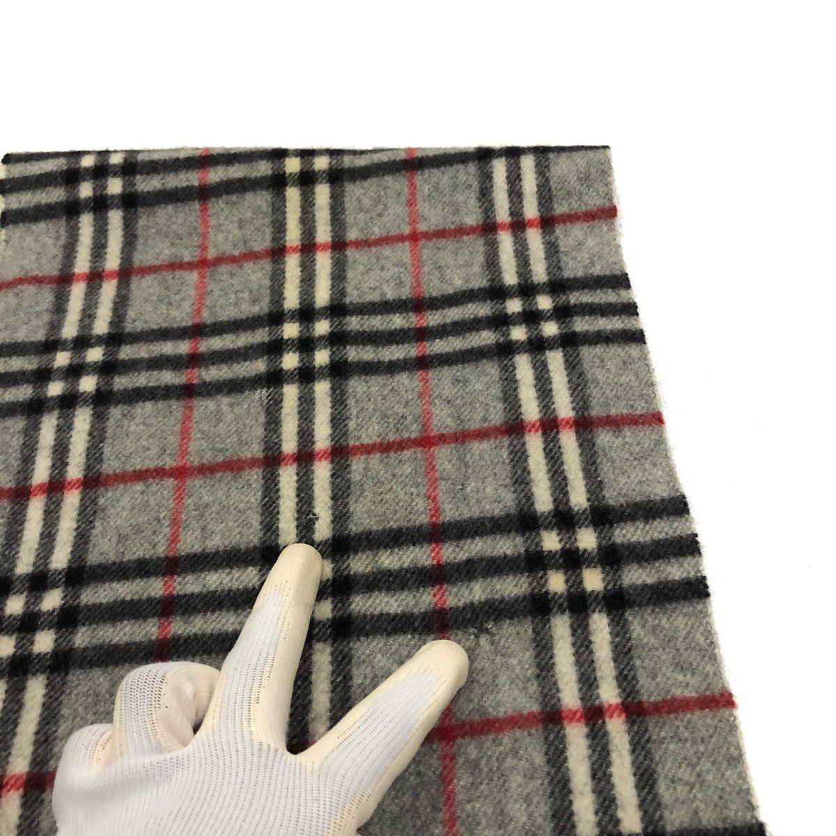 Burberry Vintage Burberrys London 100%Lambswool Scarf/ Muffler Size ONE SIZE - 11 Thumbnail