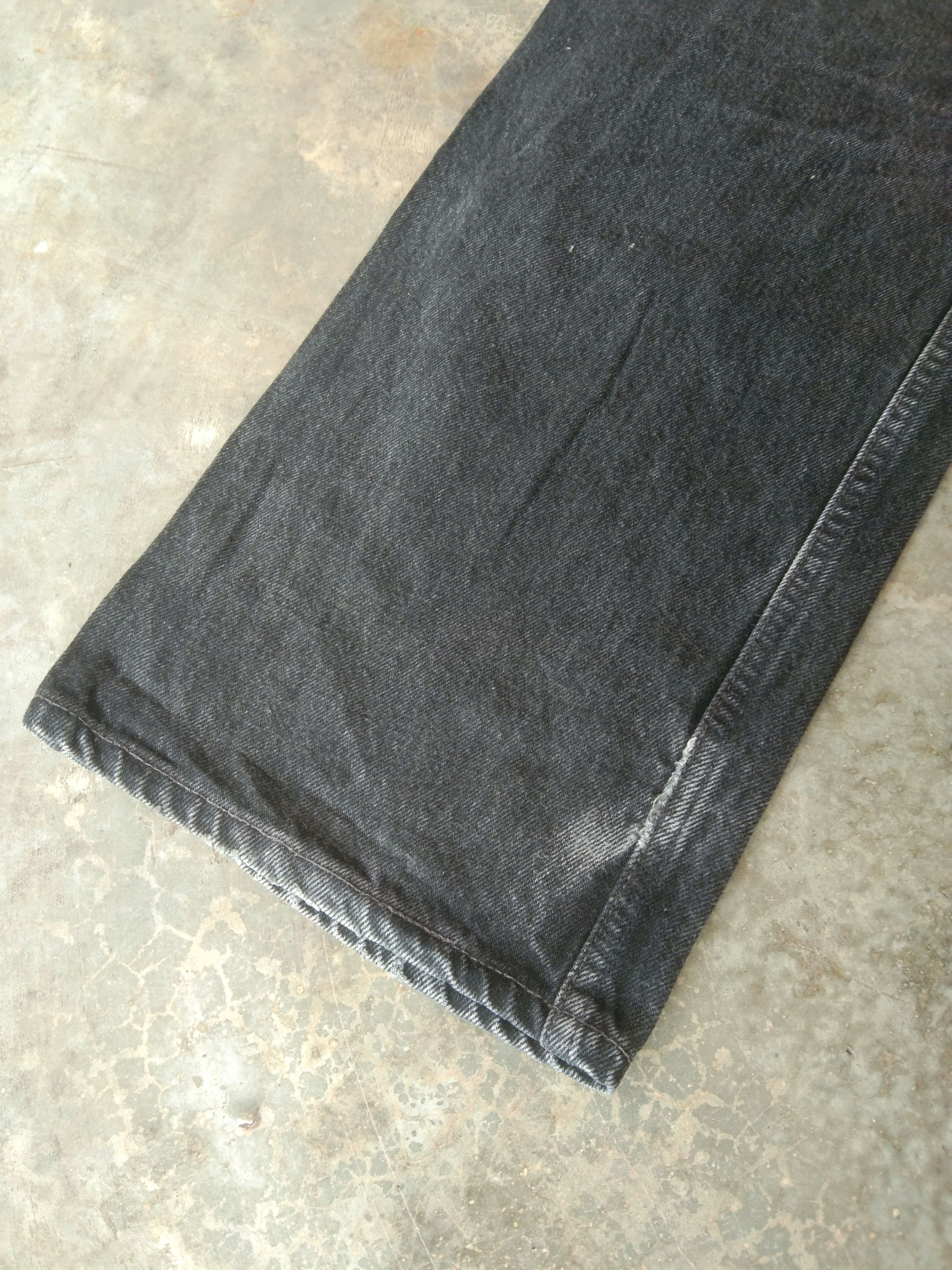 Levi's 90s Vintage Levi's 501 Made In USA Distressed Jeans 38x32 Size US 38 / EU 54 - 3 Thumbnail