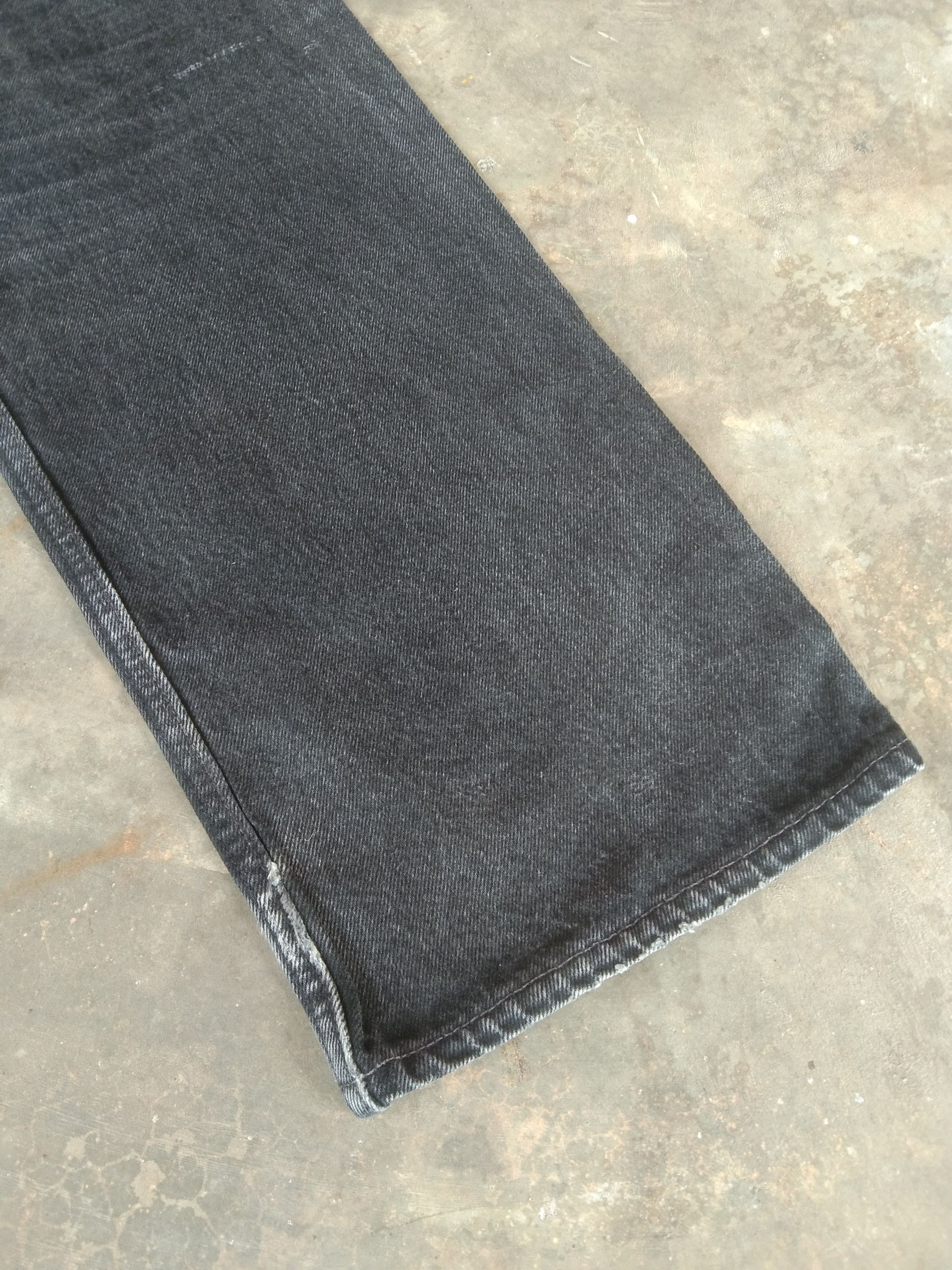 Levi's 90s Vintage Levi's 501 Made In USA Distressed Jeans 38x32 Size US 38 / EU 54 - 4 Thumbnail
