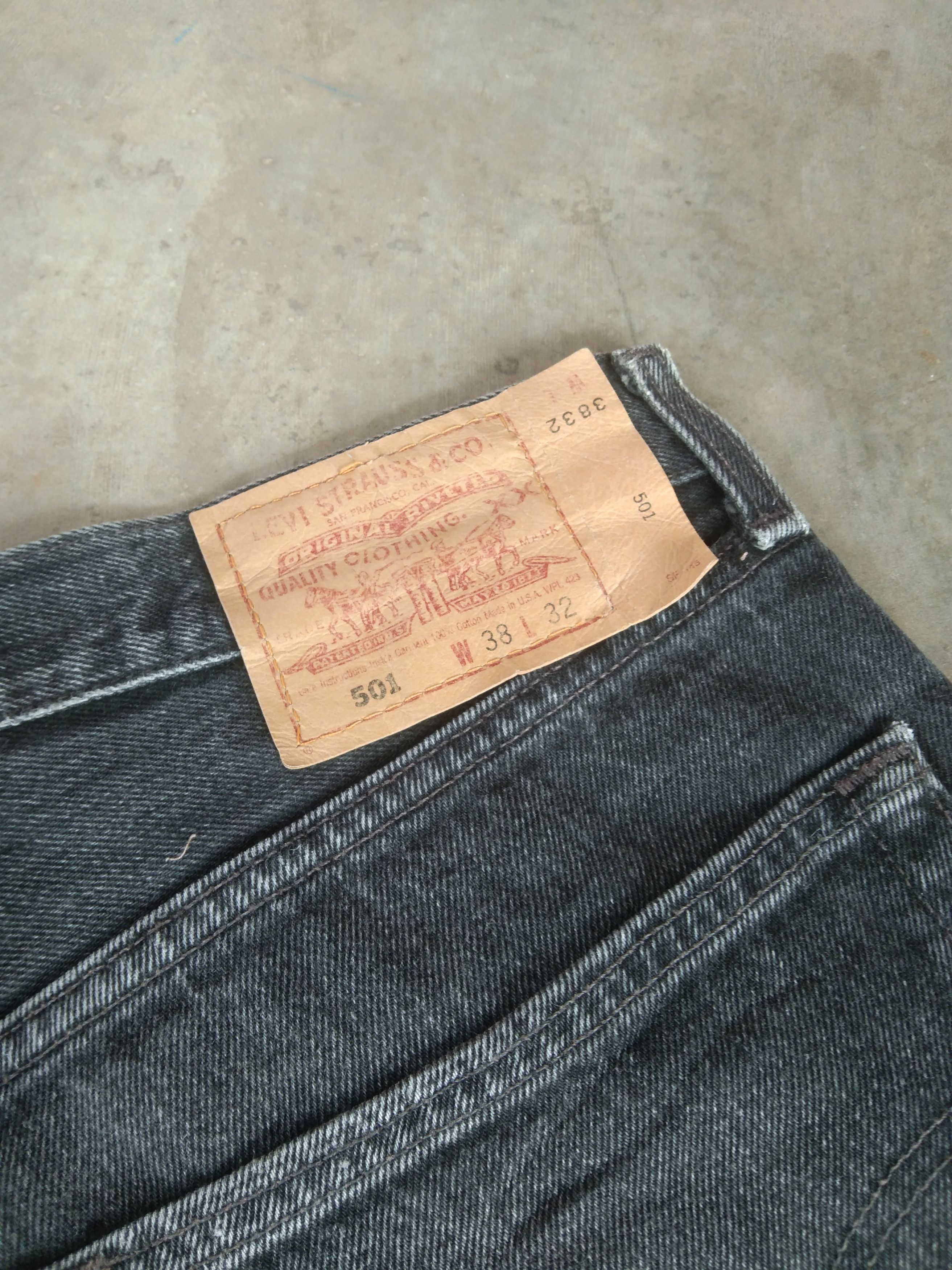 Levi's 90s Vintage Levi's 501 Made In USA Distressed Jeans 38x32 Size US 38 / EU 54 - 5 Thumbnail