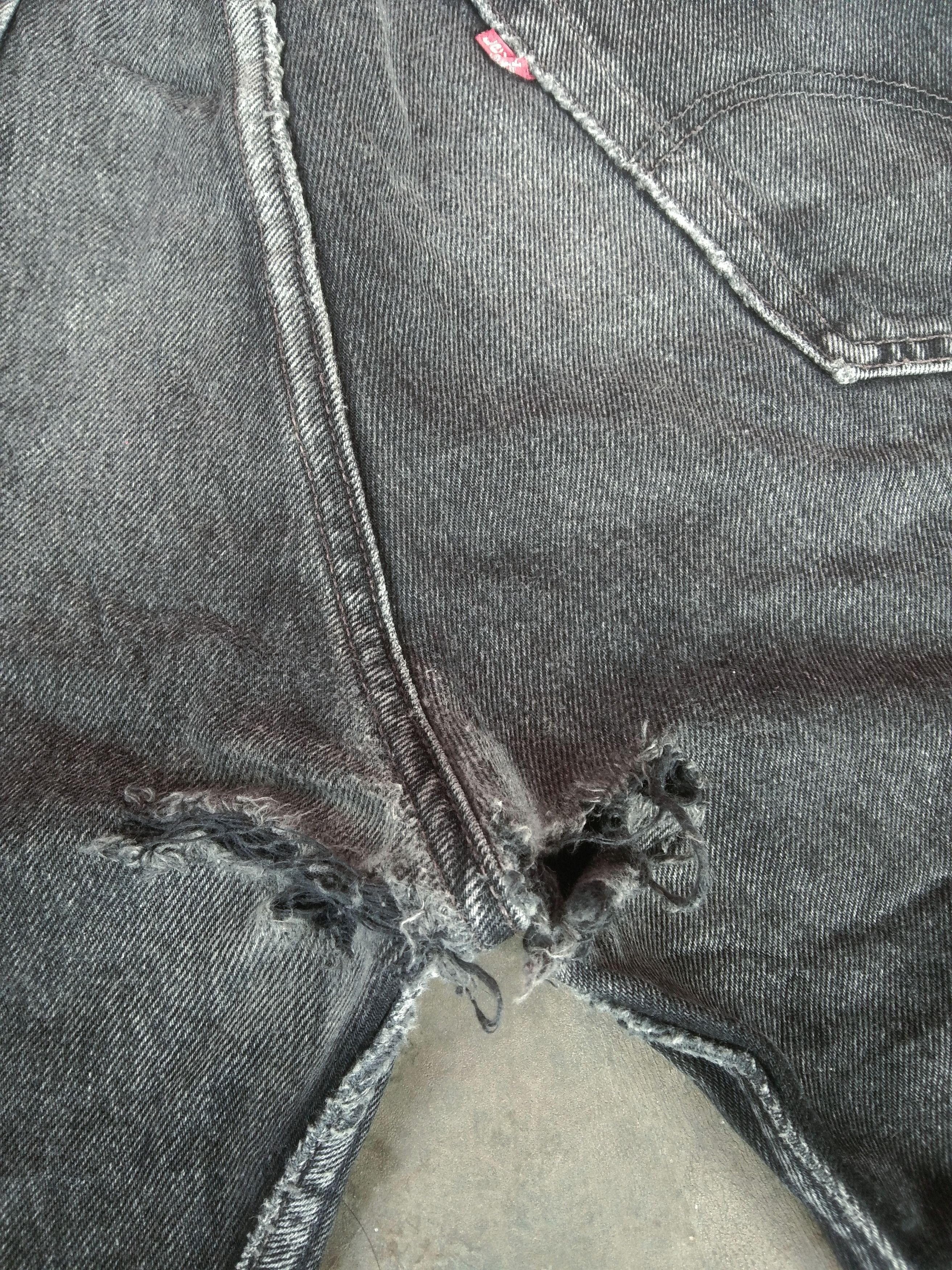 Levi's 90s Vintage Levi's 501 Made In USA Distressed Jeans 38x32 Size US 38 / EU 54 - 6 Thumbnail
