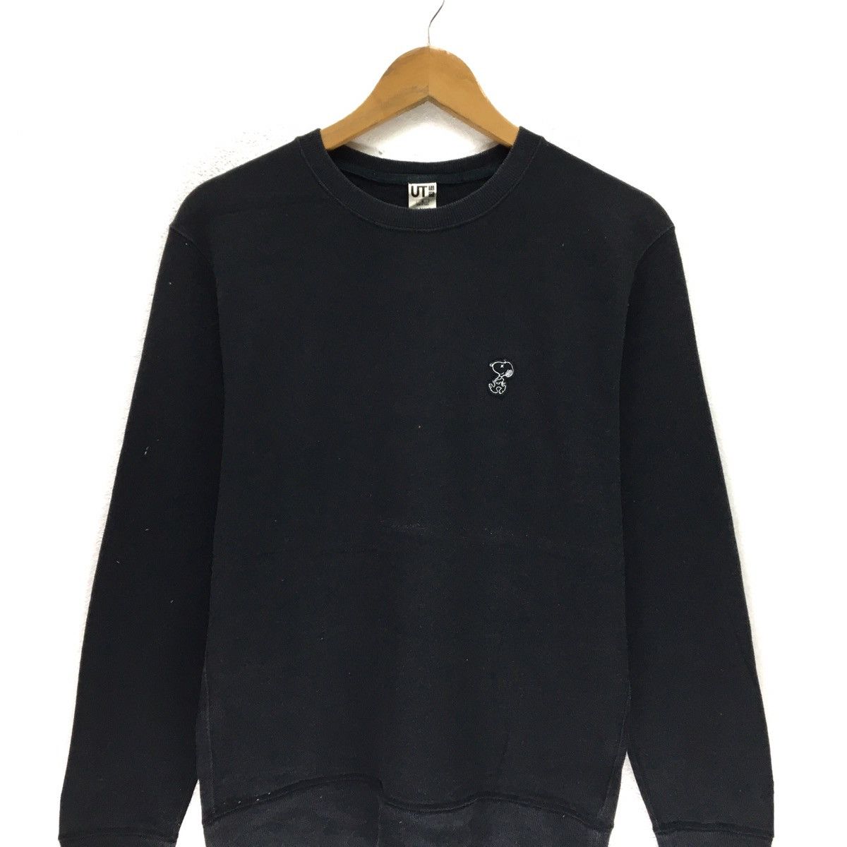 Kaws × Peanuts × Uniqlo Snoopy x KAWS Crewneck Sweatshirt Size US S / EU 44-46 / 1 - 3 Thumbnail