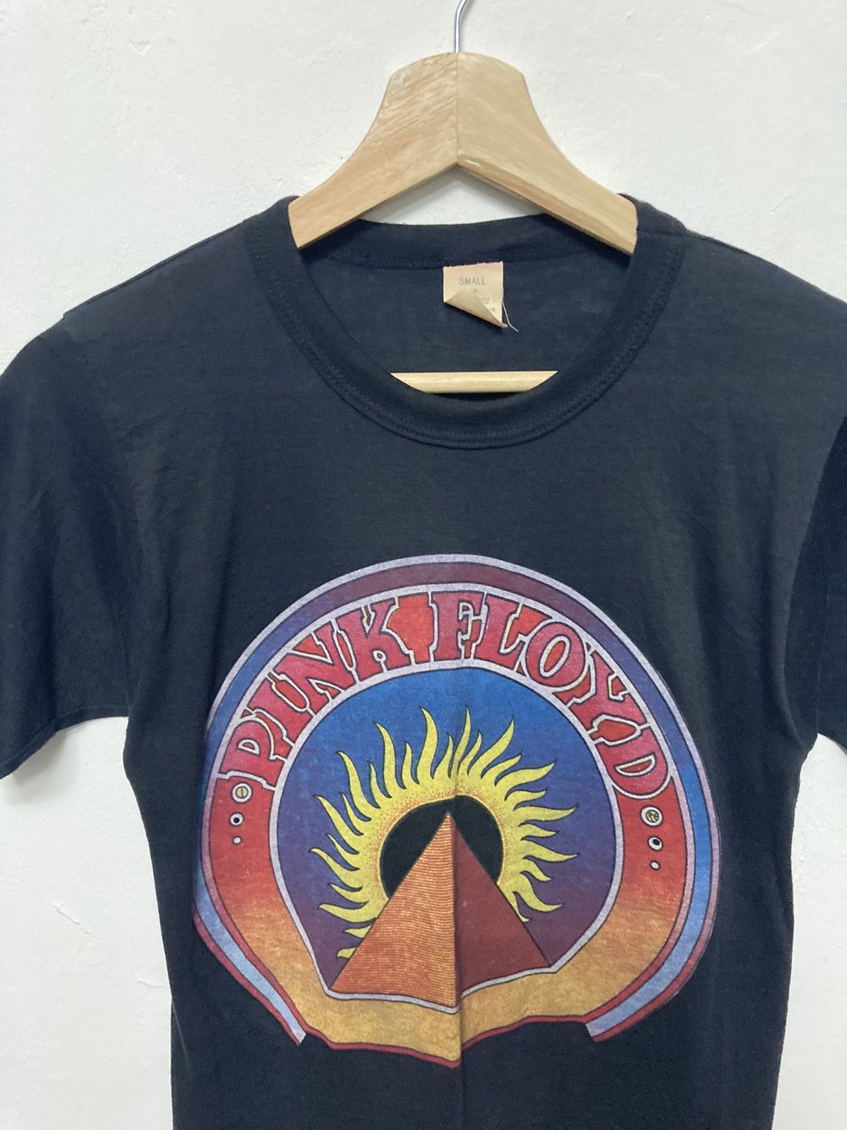 Pink Floyd Vintage 70s Pink Floyd Made in USA Very Rare T-Shirt Size US S / EU 44-46 / 1 - 3 Thumbnail