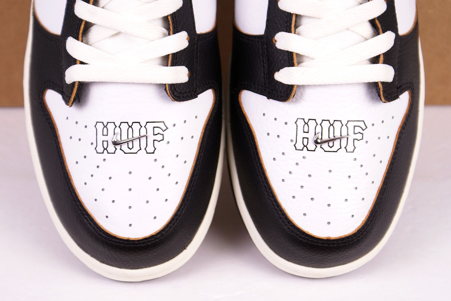 Huf × Nike 2022 HUF x Nike Dunk Low SB SAN FRANCISCO Black FD8775 001 Size US 12 / EU 45 - 5 Thumbnail