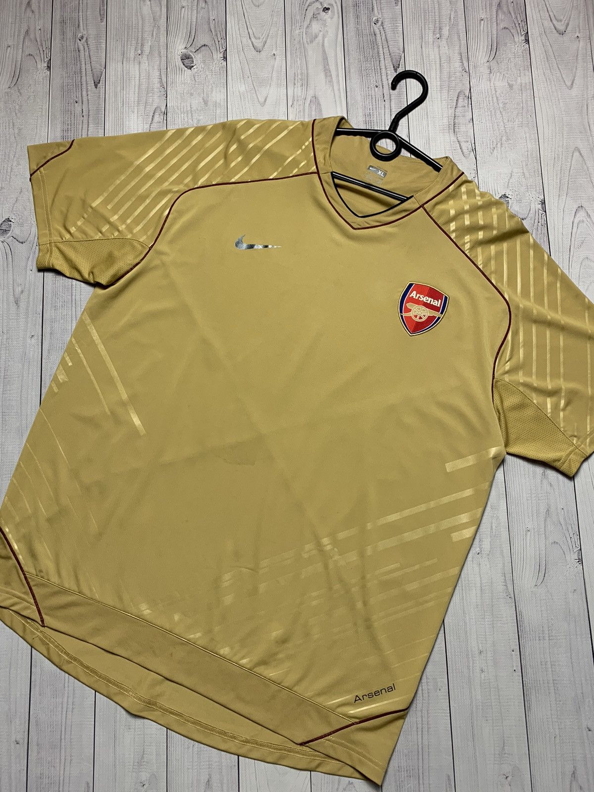 Nike × Vintage Vintage Nike Arsenal soccer jersey gold rare total 90 XL Size US XL / EU 56 / 4 - 2 Thumbnail