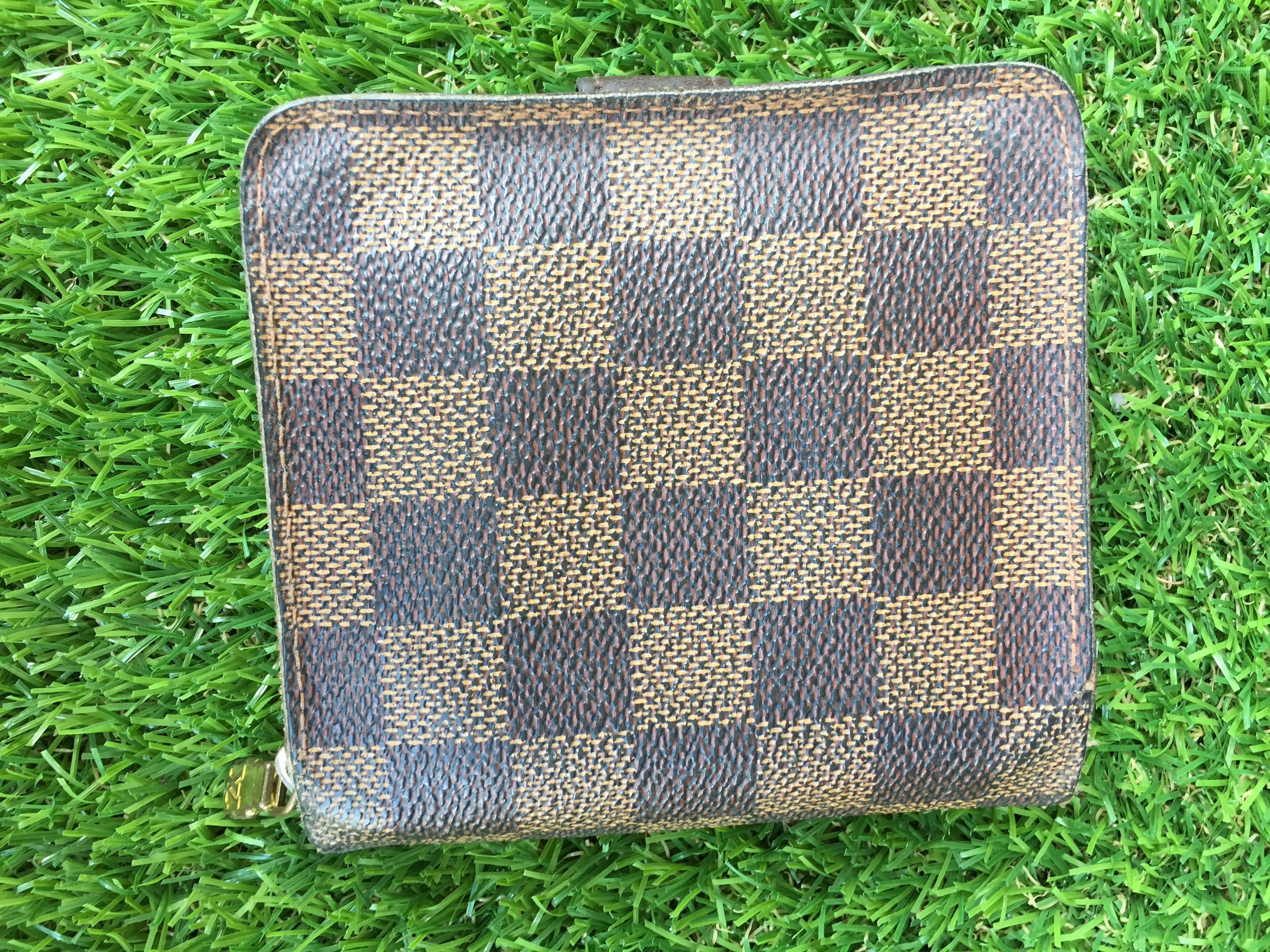 Louis Vuitton Vintage LV Louis Vuitton Monogram Wallet Size ONE SIZE - 2 Thumbnail