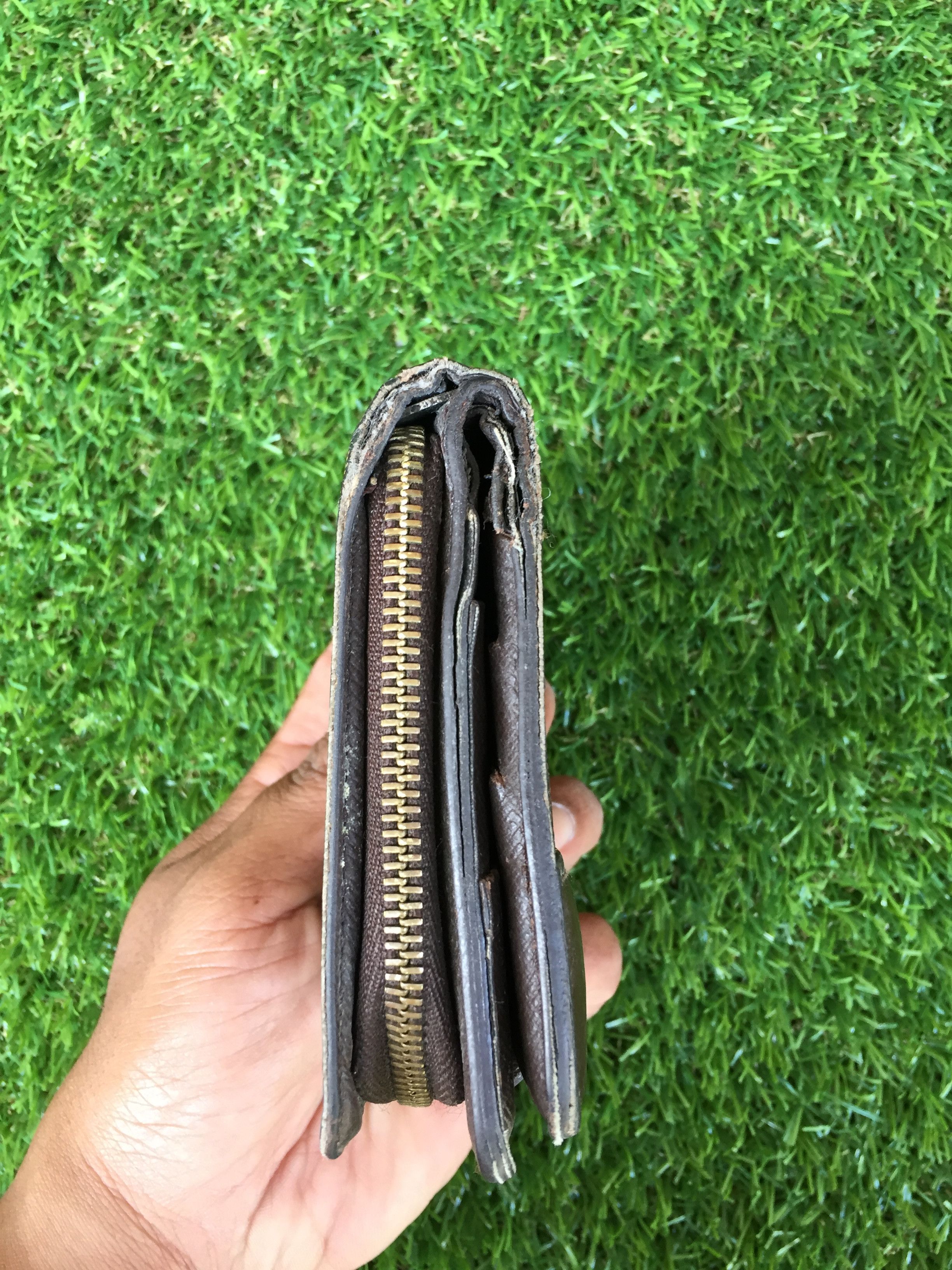 Louis Vuitton Vintage LV Louis Vuitton Monogram Wallet Size ONE SIZE - 4 Thumbnail