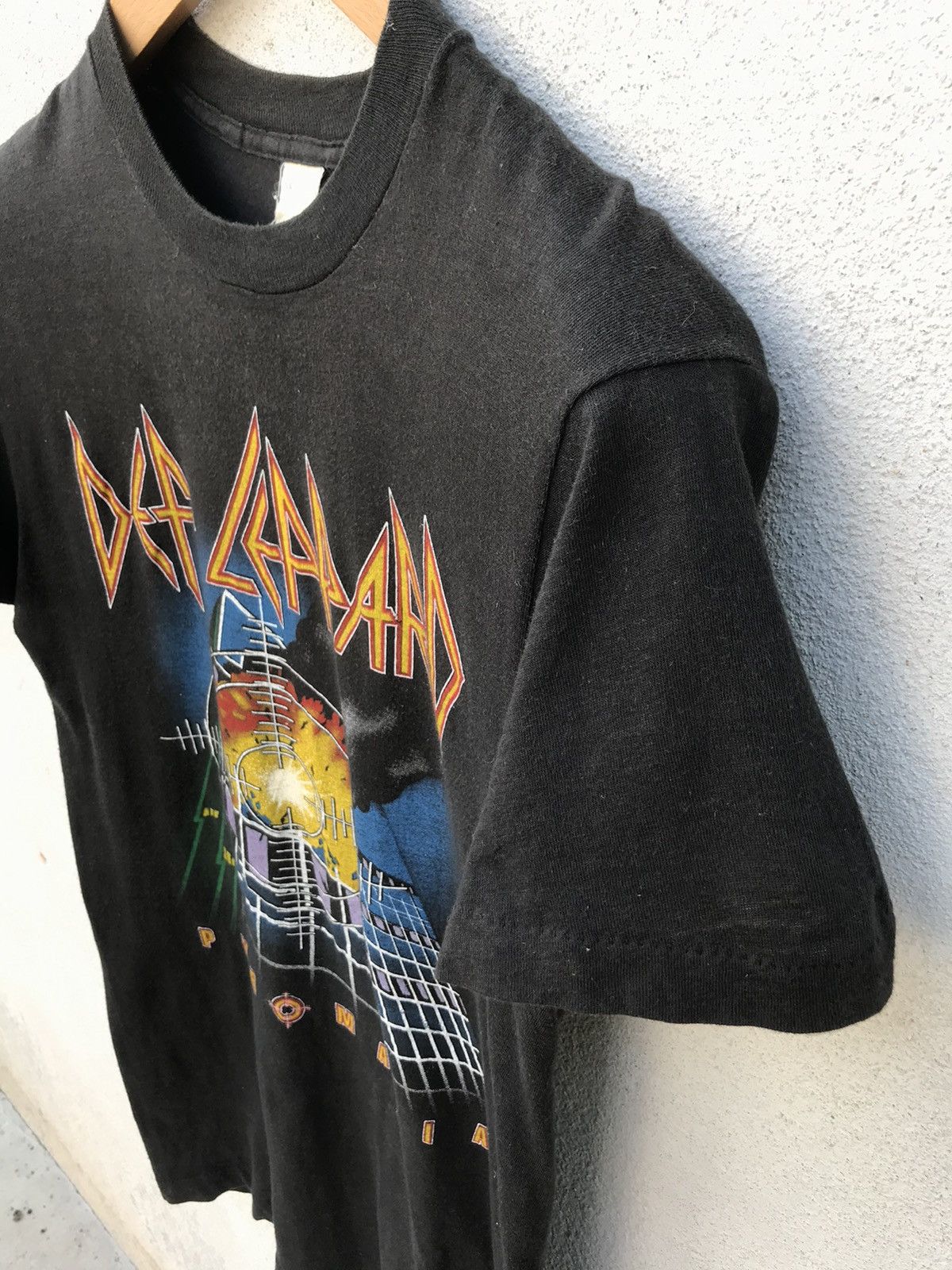 Def Leppard Vintage Rare OG 80s Def Leppard Pyromania Tour Screen Star Size US M / EU 48-50 / 2 - 2 Thumbnail