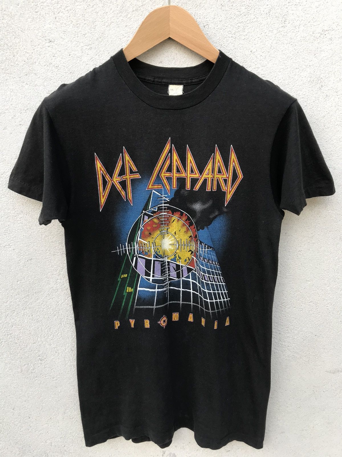 DEF LEPPARD Leopard Pattern Band T-shirt Band Tee Men's M size cotton gray type Vintage Second Hand
