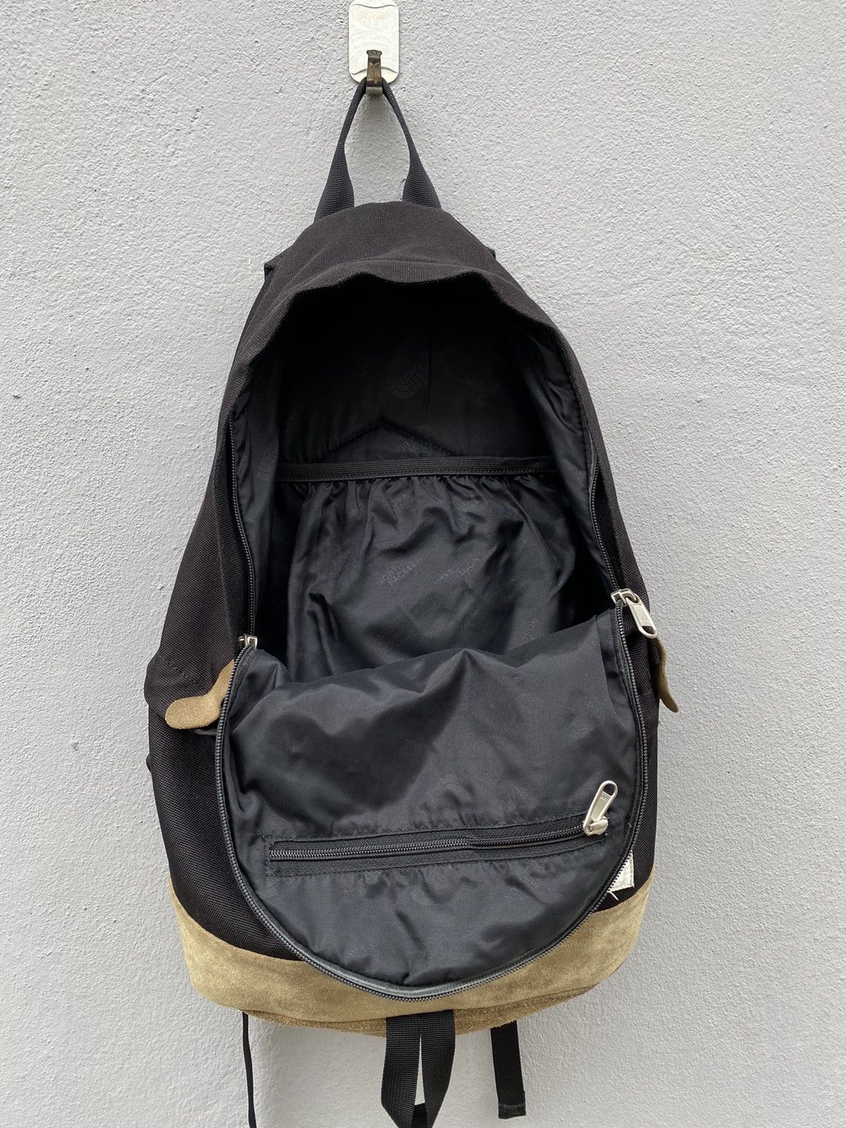 The North Face × Vintage 💥RARE💥Vintage THE NORTH FACE “White Label” Daypack Leather Size ONE SIZE - 10 Thumbnail