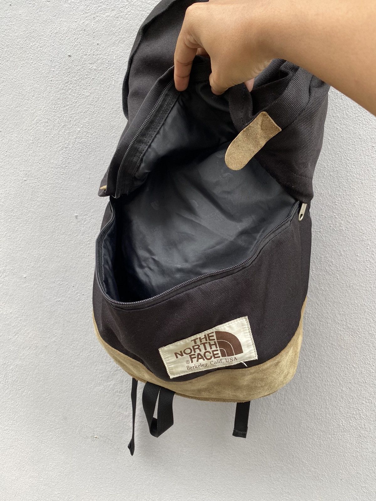 The North Face × Vintage 💥RARE💥Vintage THE NORTH FACE “White Label” Daypack Leather Size ONE SIZE - 7 Thumbnail