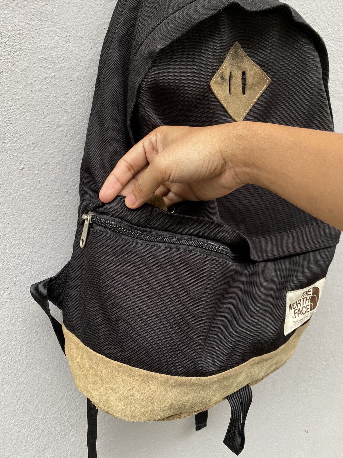 The North Face × Vintage 💥RARE💥Vintage THE NORTH FACE “White Label” Daypack Leather Size ONE SIZE - 5 Thumbnail
